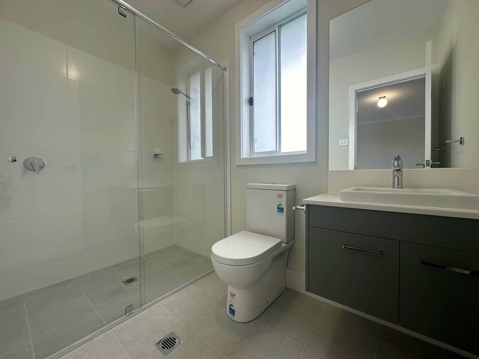 8 Agnes Place — photo 4 of 11
