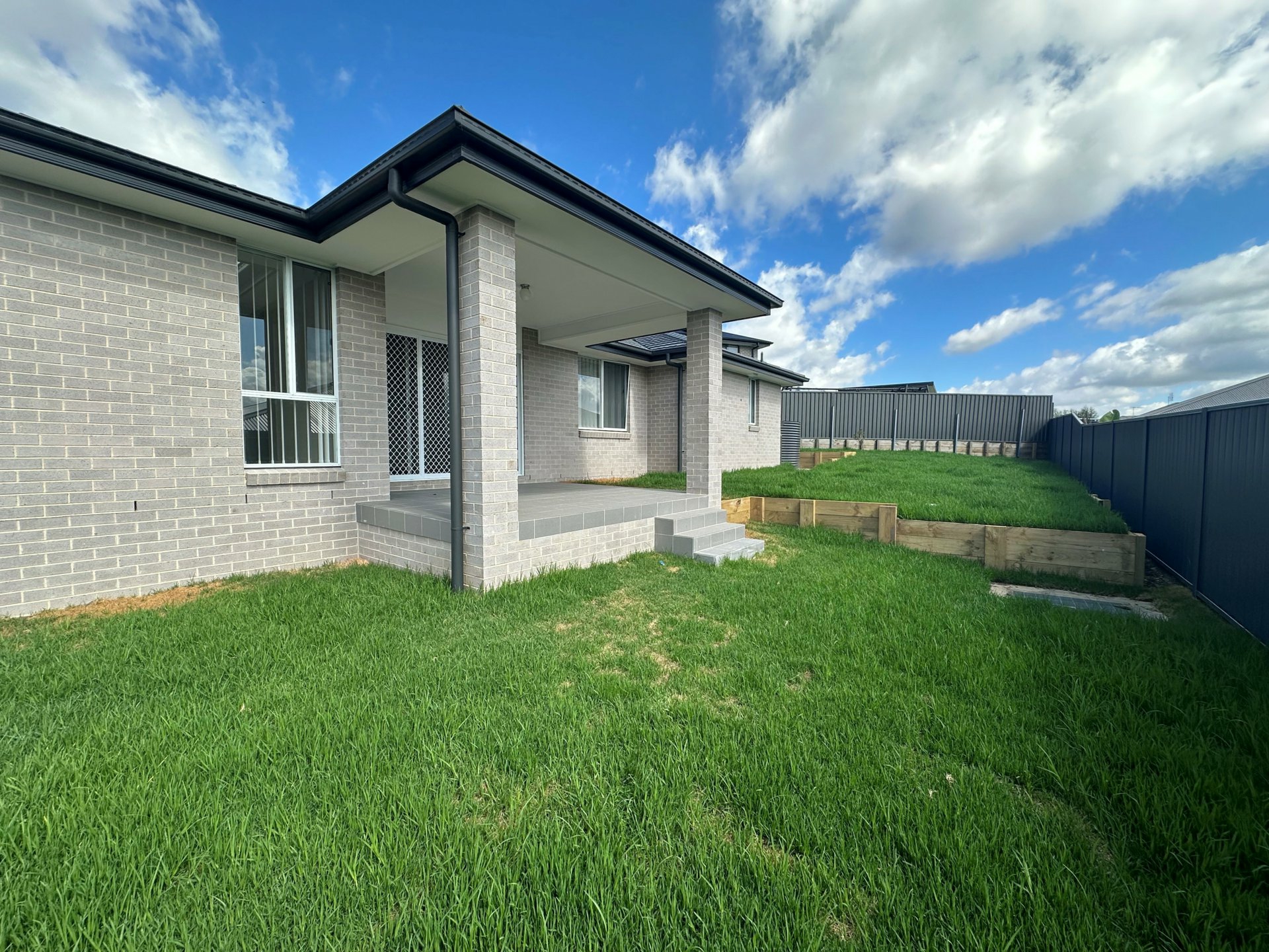 8 Agnes Place — photo 11 of 11