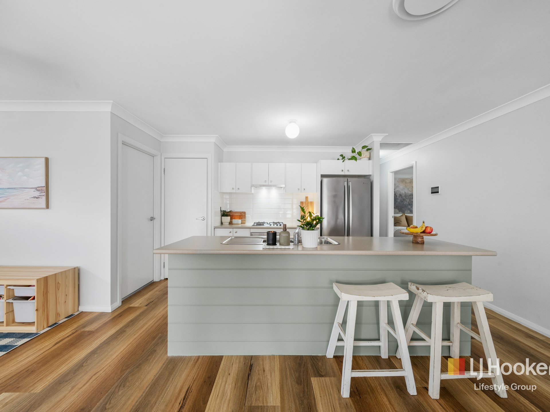 15 Kowald Street — photo 8 of 25