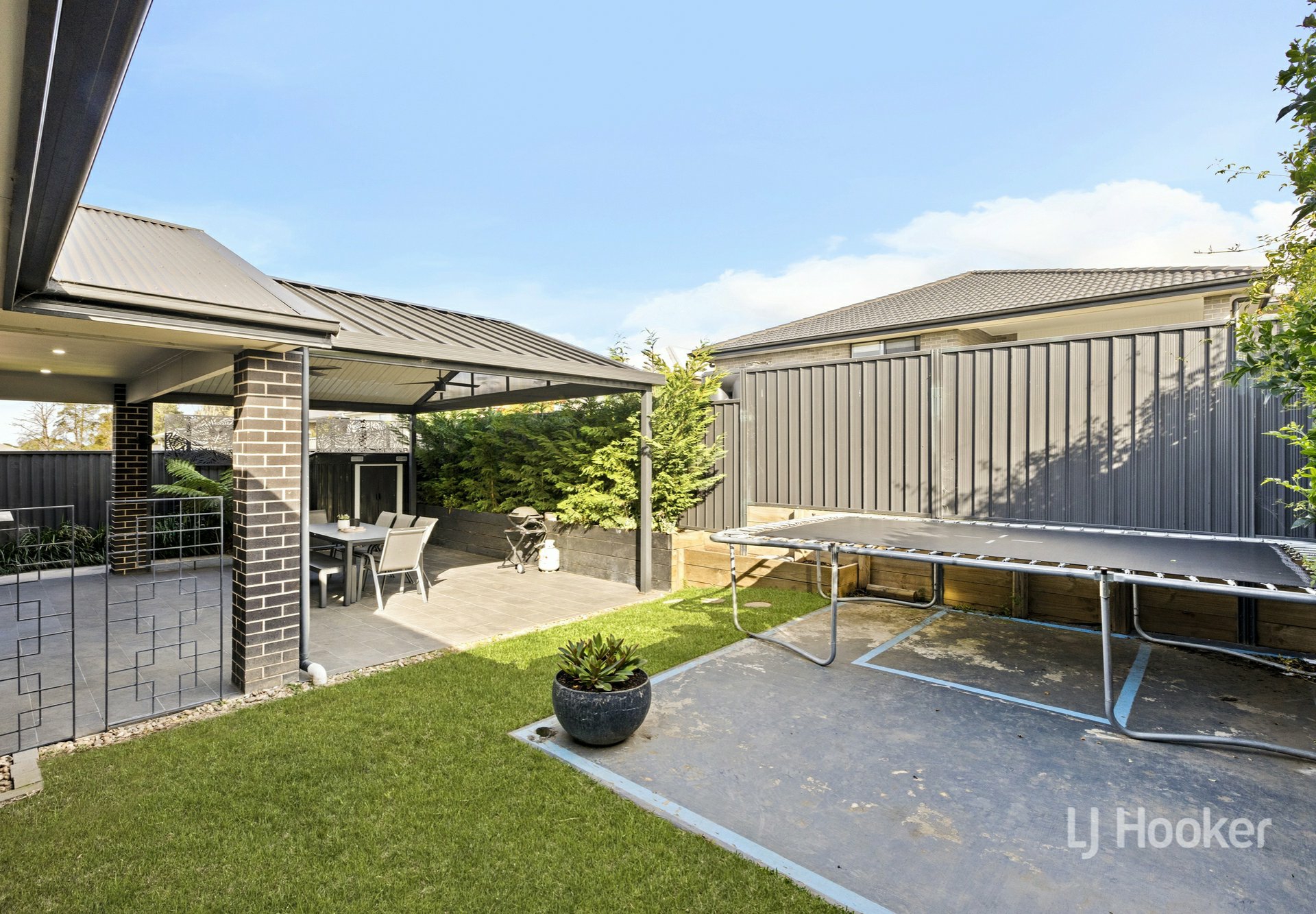 15 Cumbria Street — photo 16 of 20