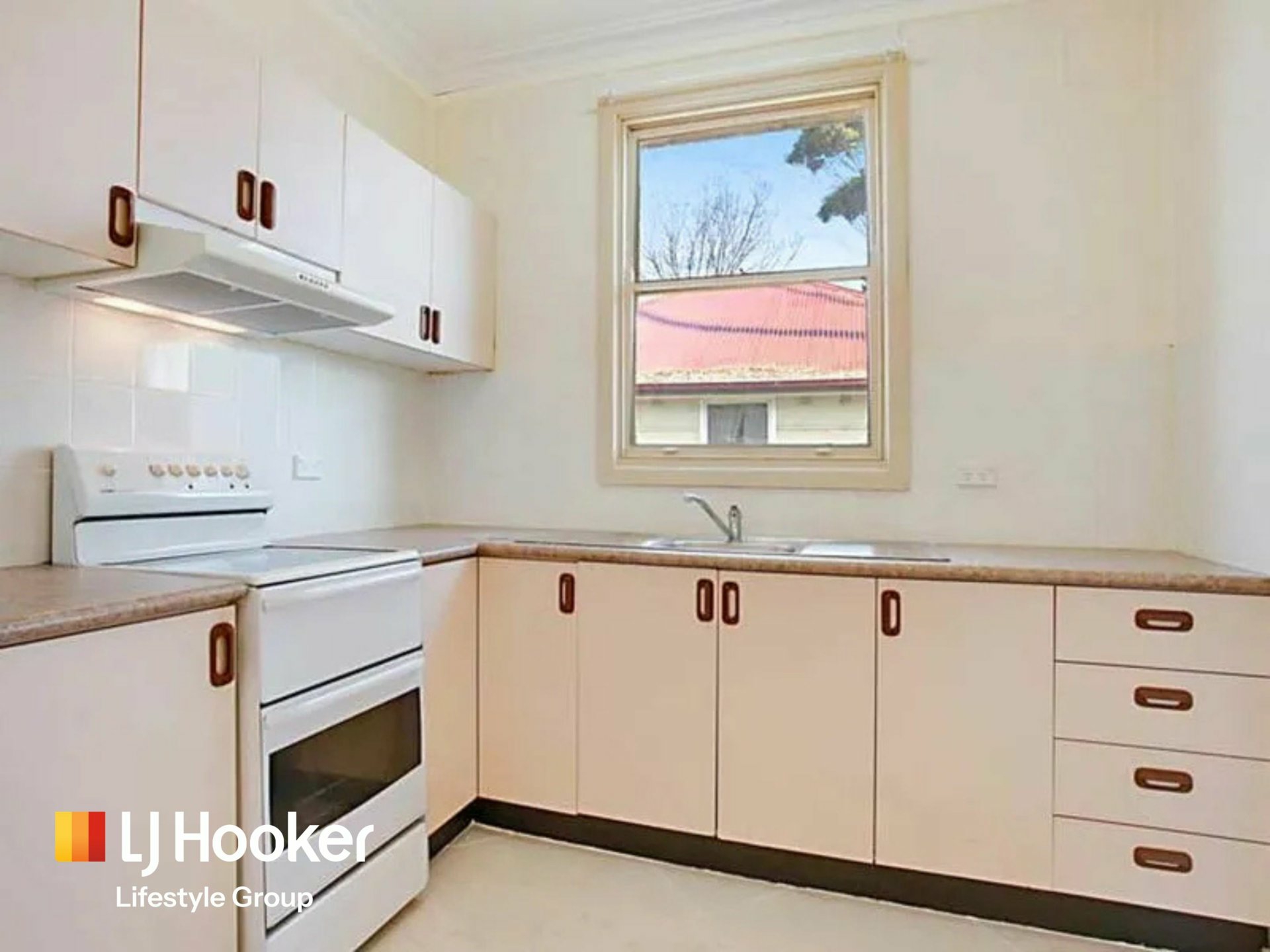 5 Burrawong Crescent — photo 3 of 6