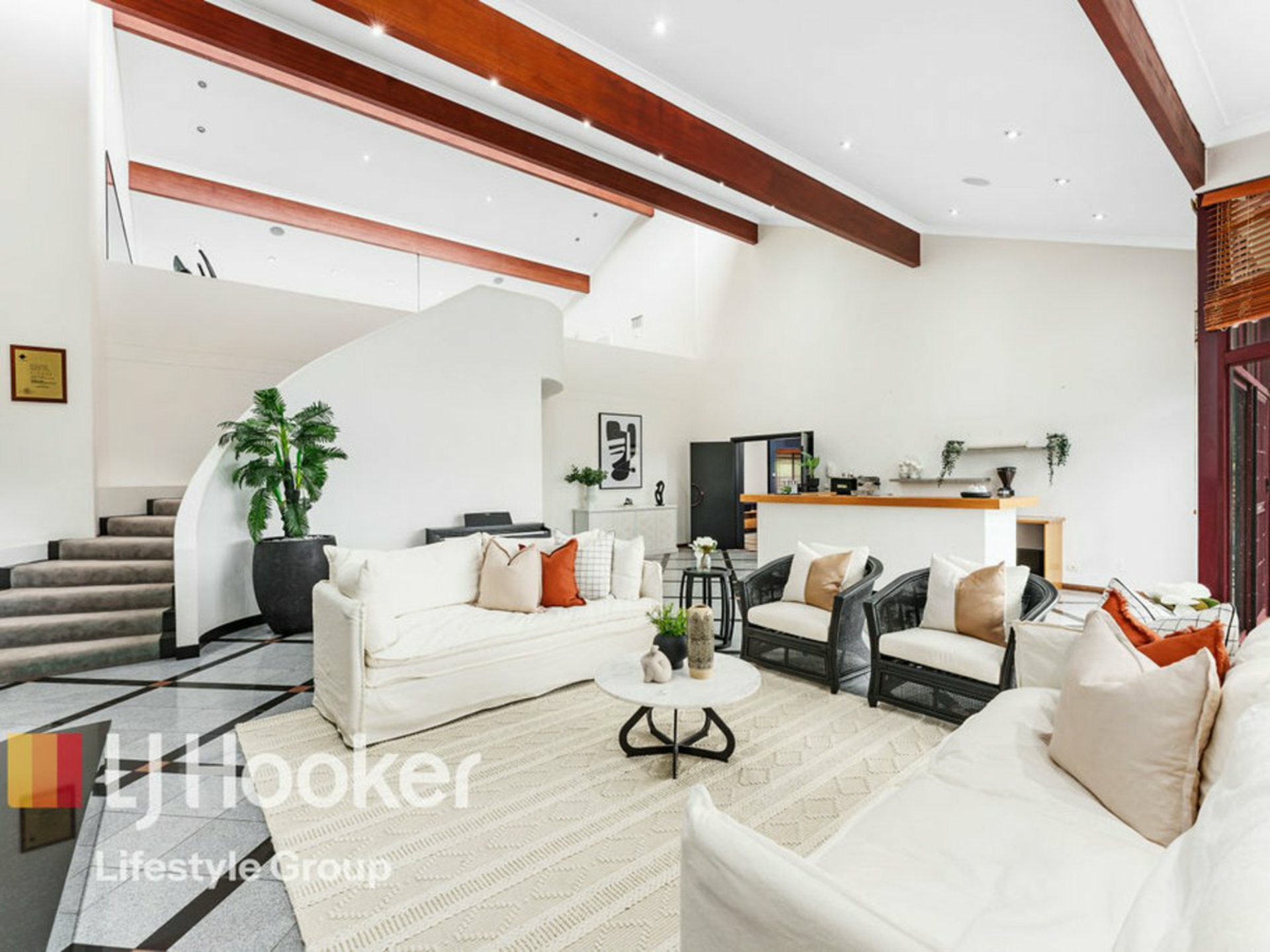 39 Cubitt Drive — photo 12 of 30