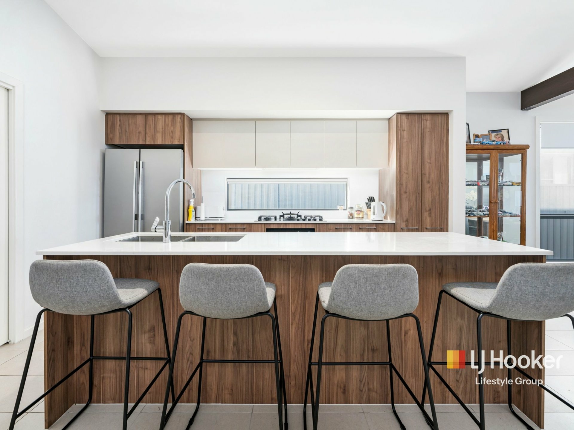 40 Drover Street — photo 3 of 13