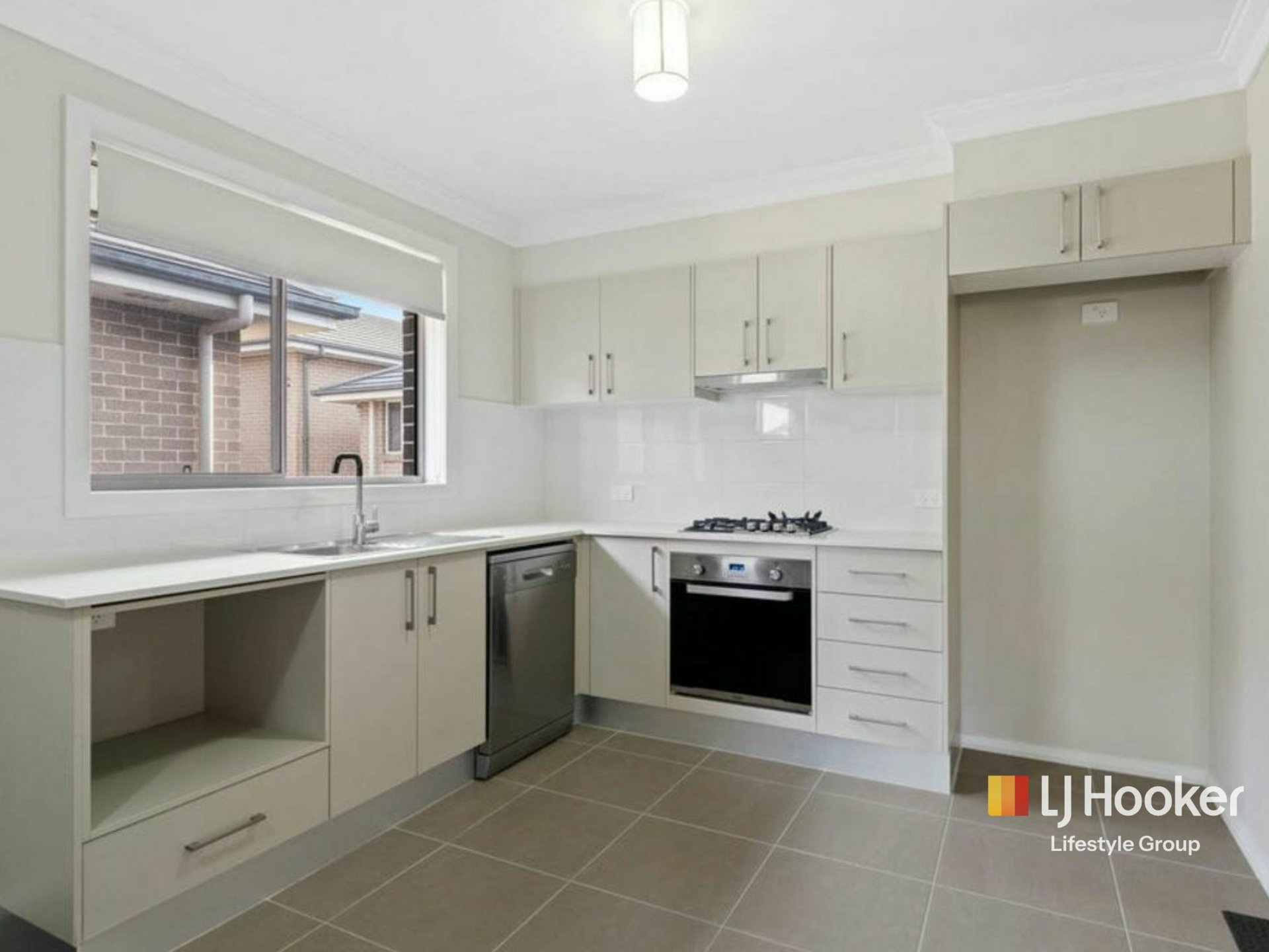 9 Mudgee Street — photo 2 of 7