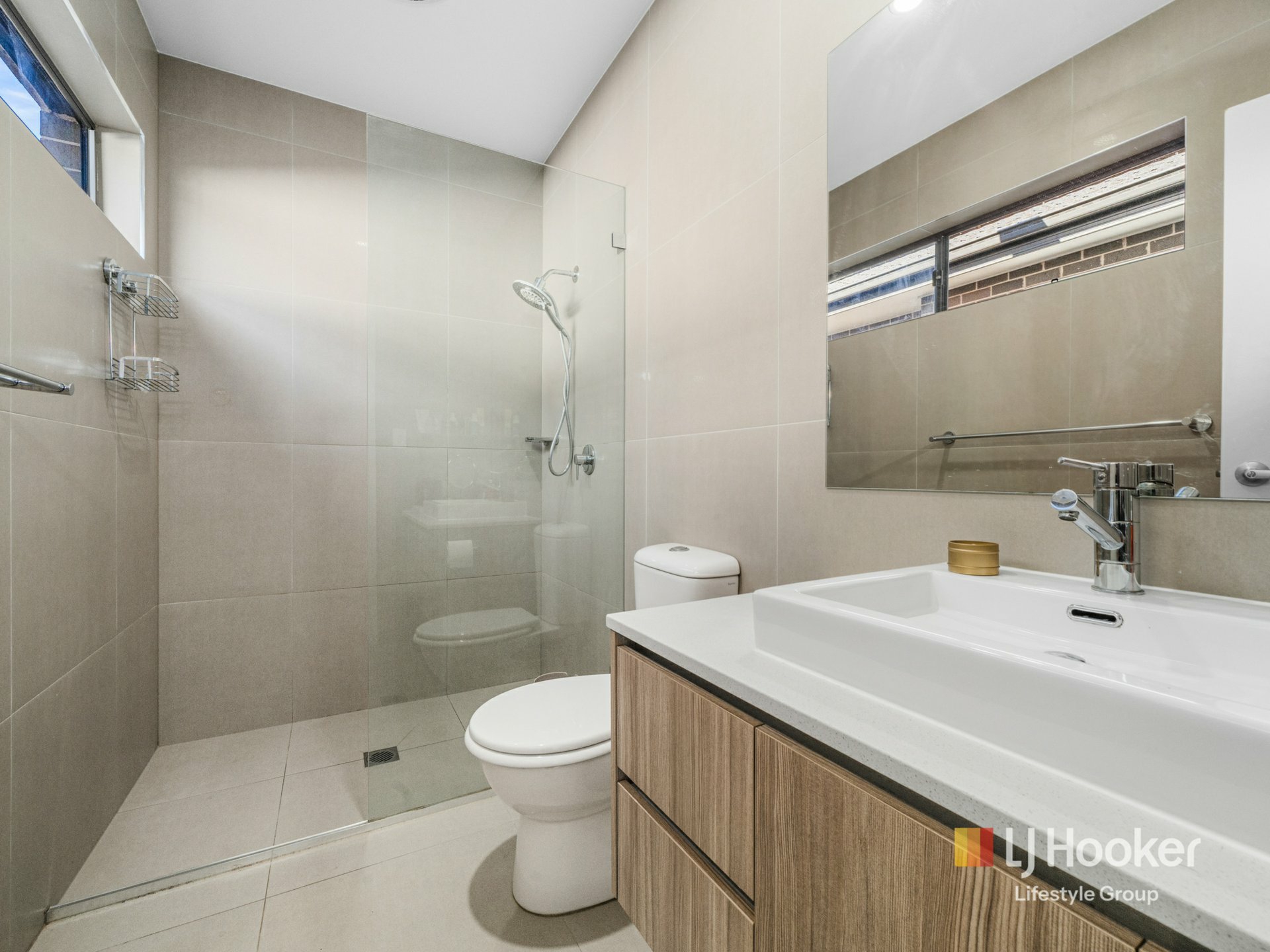 12 Fallow Street — photo 7 of 13