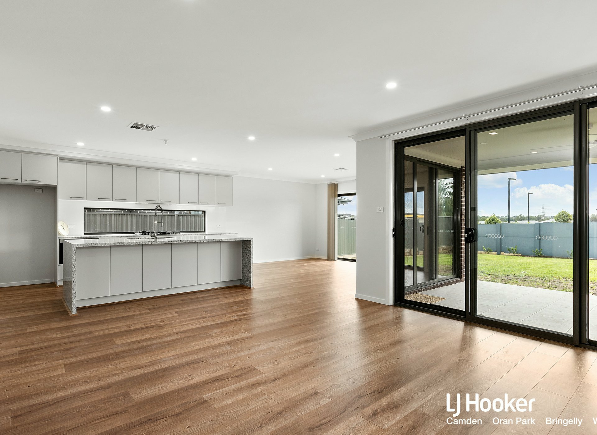 29 Tonkin Way — photo 3 of 6