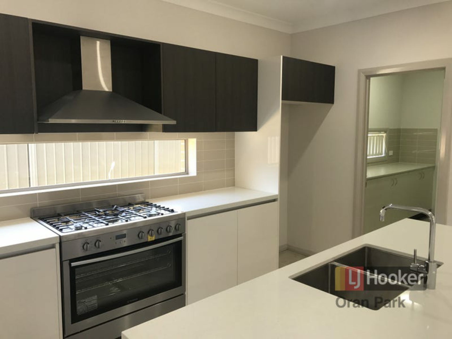 67 Larkham Street — photo 2 of 8