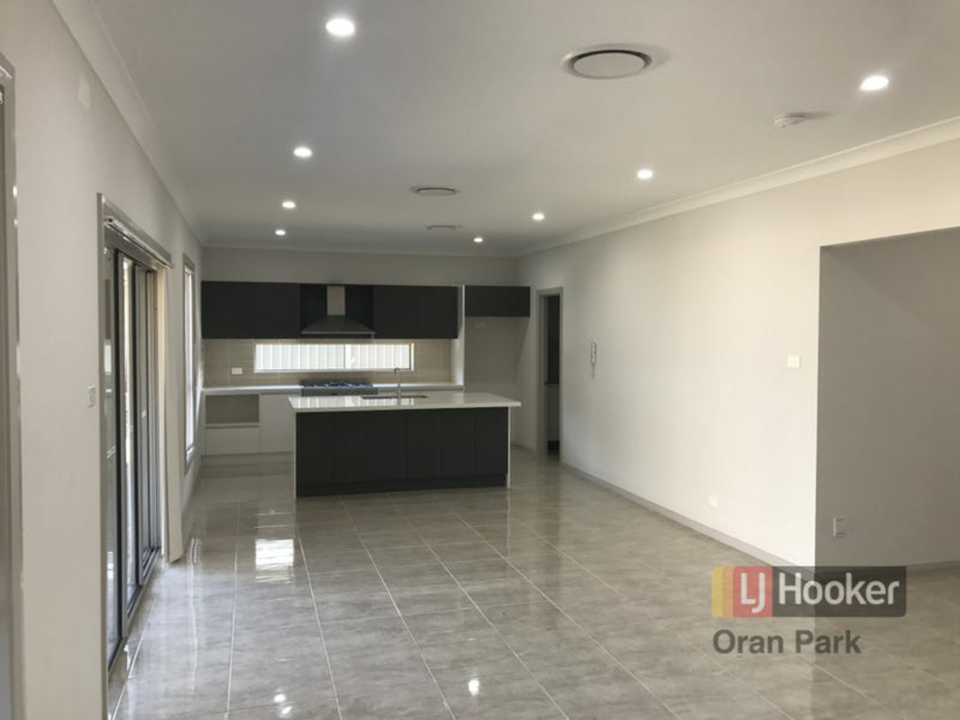 67 Larkham Street — photo 4 of 8