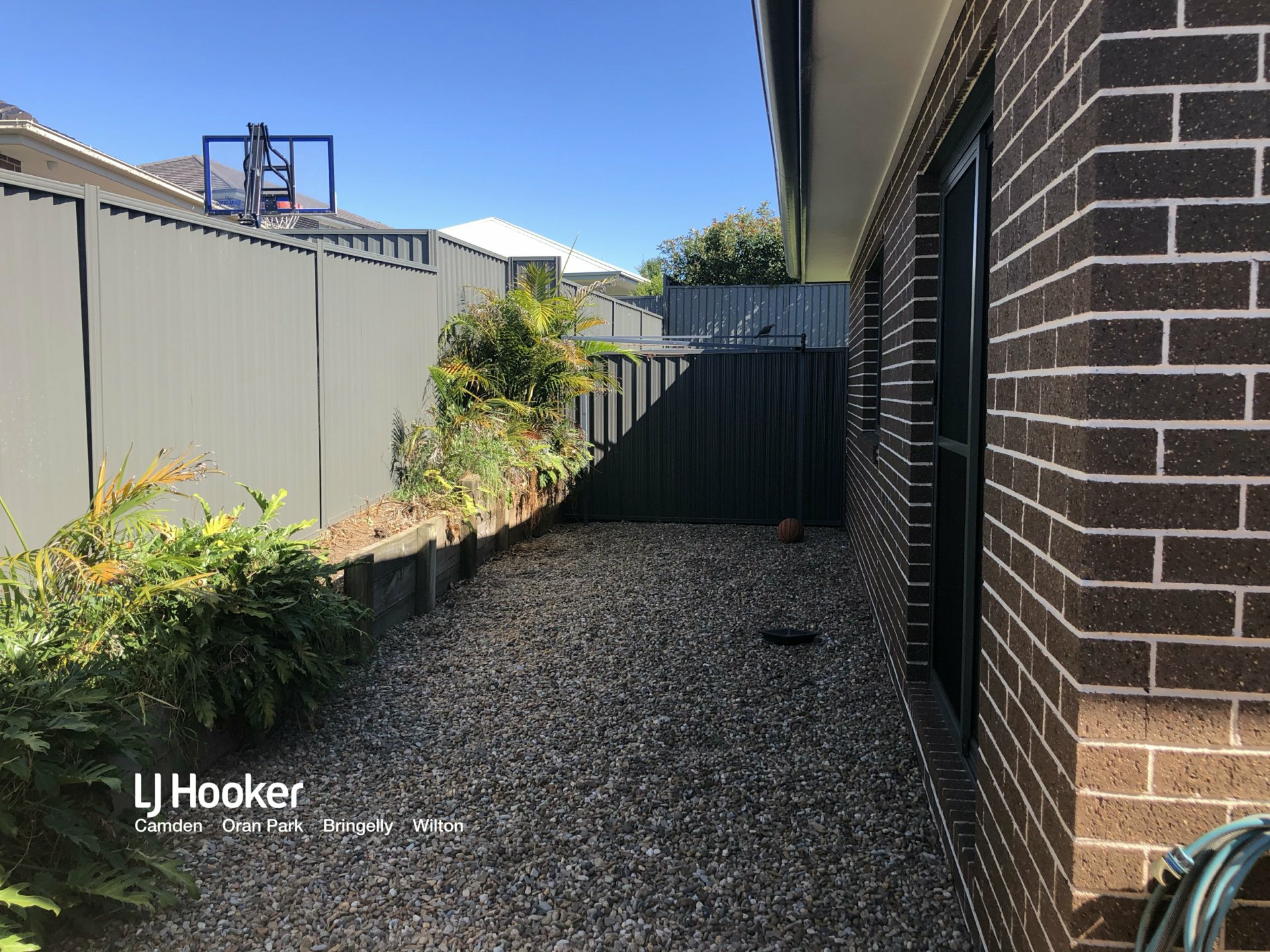 4B Russell Street — photo 6 of 7