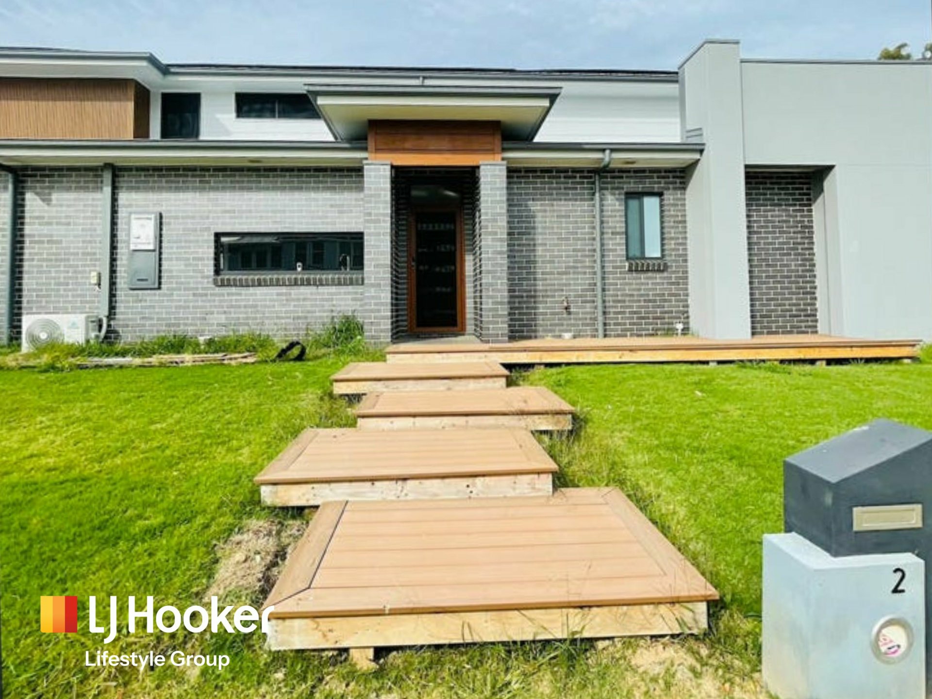 2 McGregor Street — photo from LJ Hooker Wilton