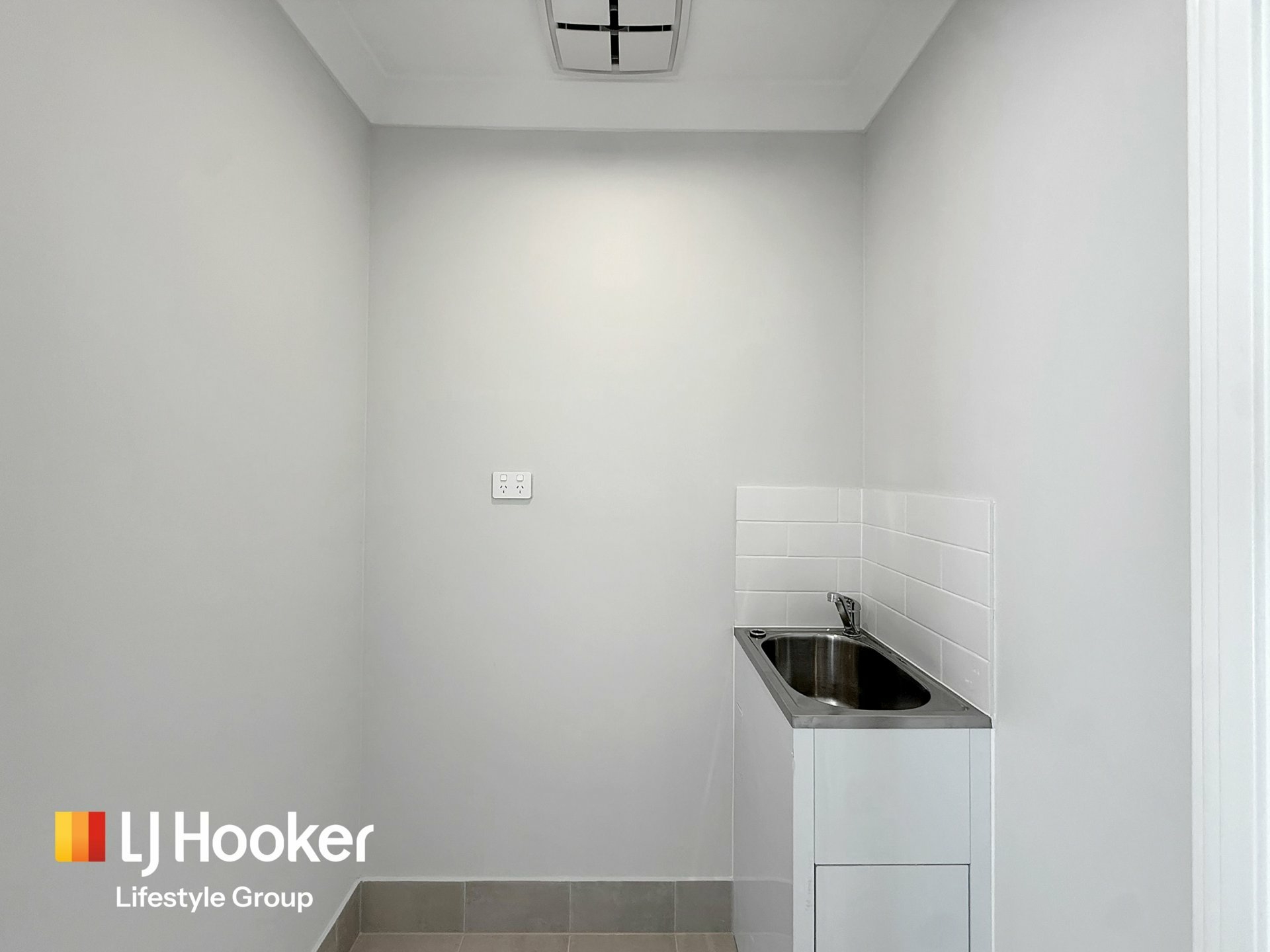 22B Galidan Av — photo 4 of 8