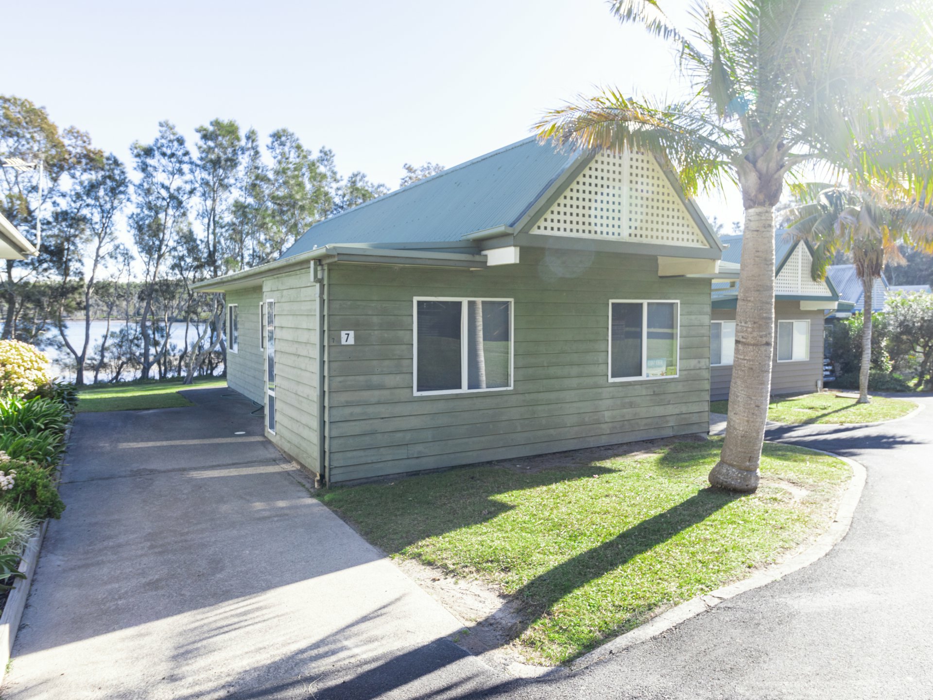 Chalet 7 Berrara Road — photo 10 of 16
