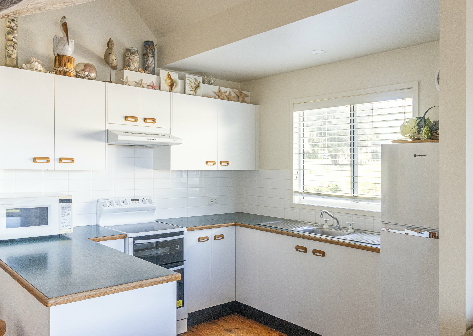 Chalet 2 Berrara Road — photo 6 of 19