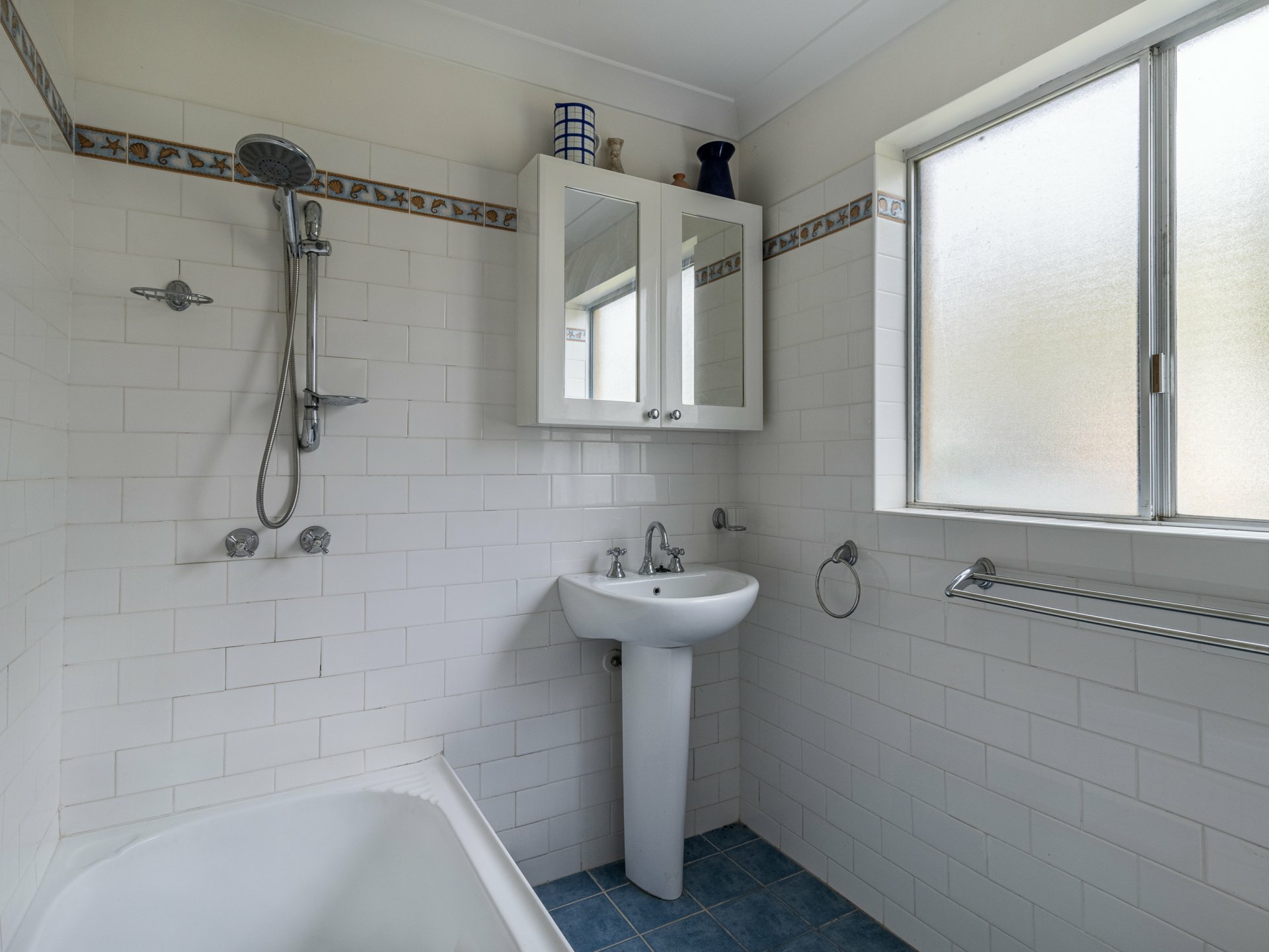 59 Cater Crescent — photo 4 of 15