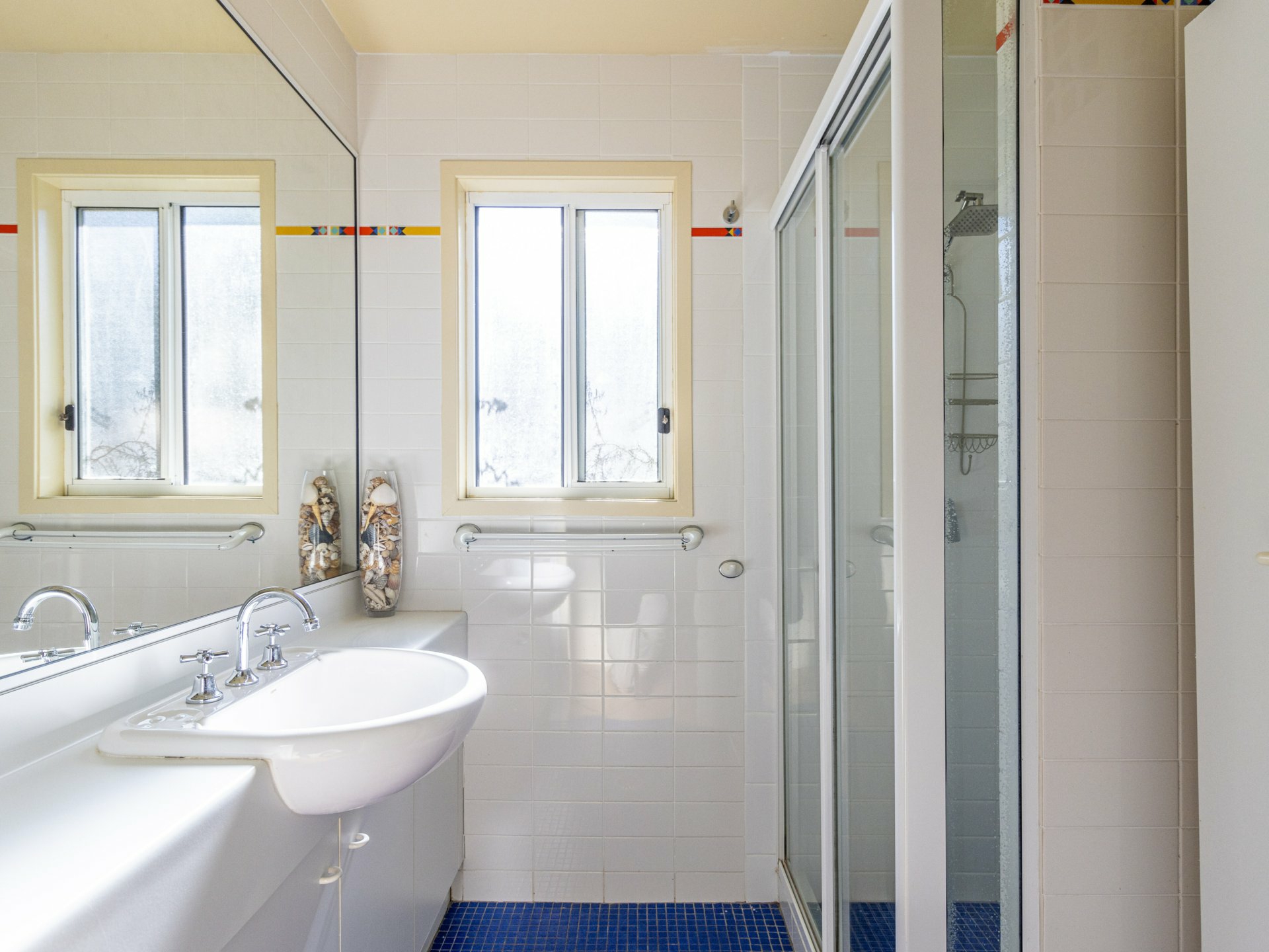 Chalet 9 Berrara Road — photo 10 of 15