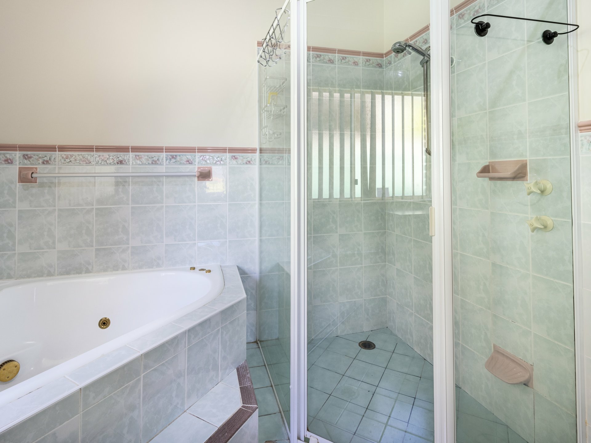 17 Cormorant Avenue — photo 8 of 16