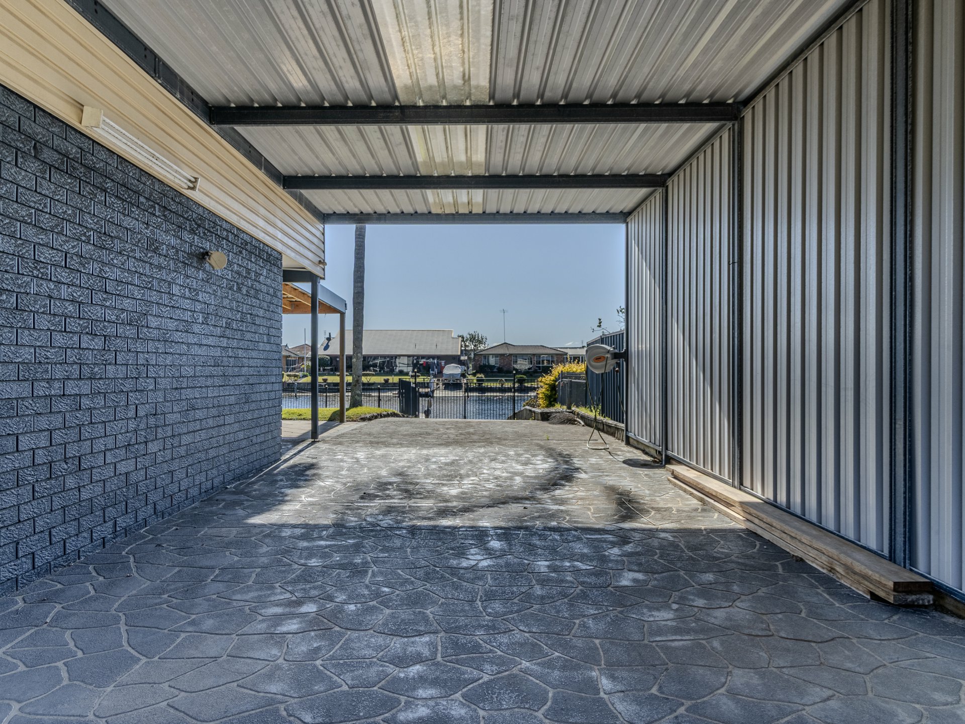 9 Cater Crescent — photo 11 of 12