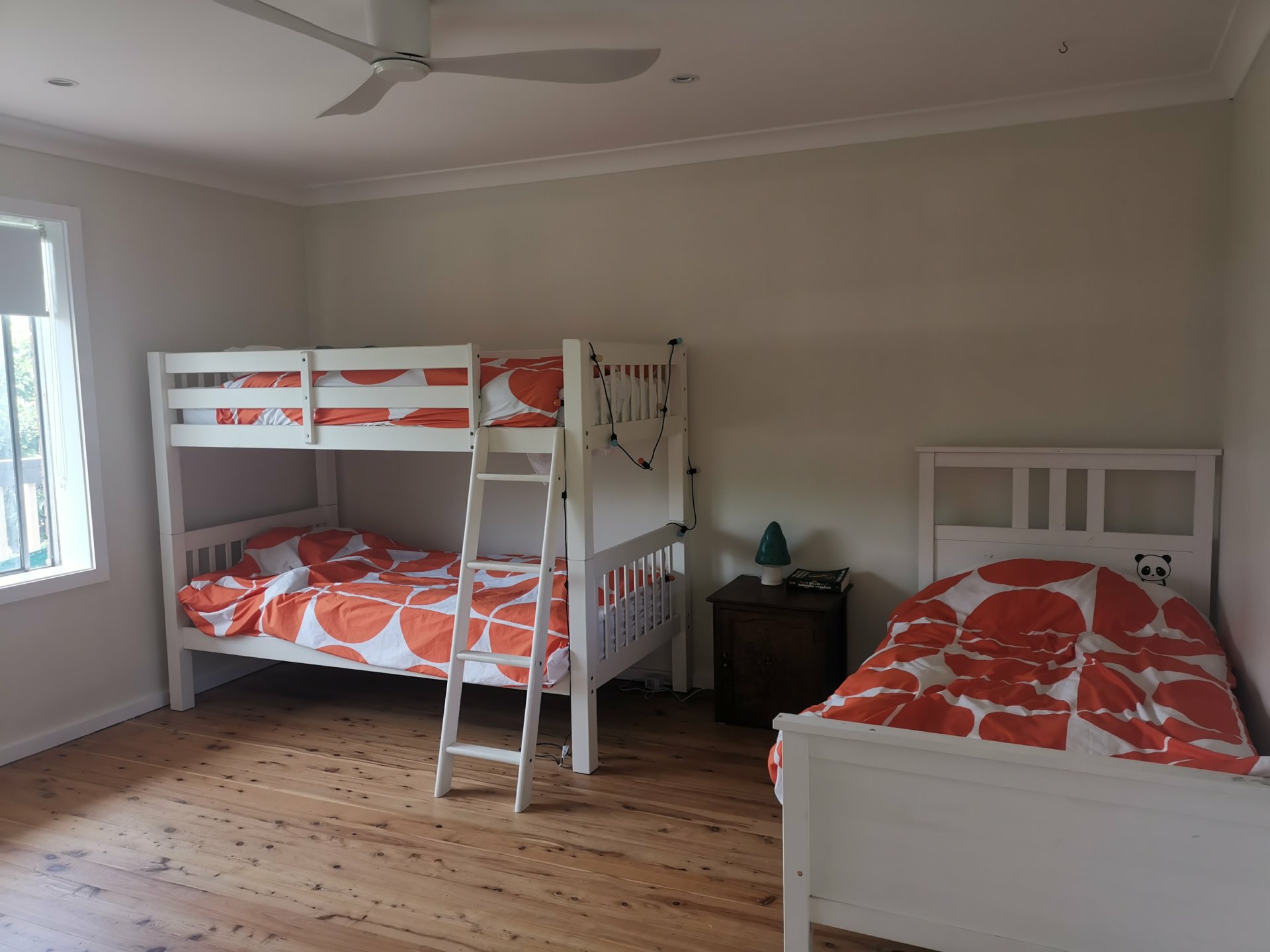 19 Yarroma Avenue — photo 8 of 18