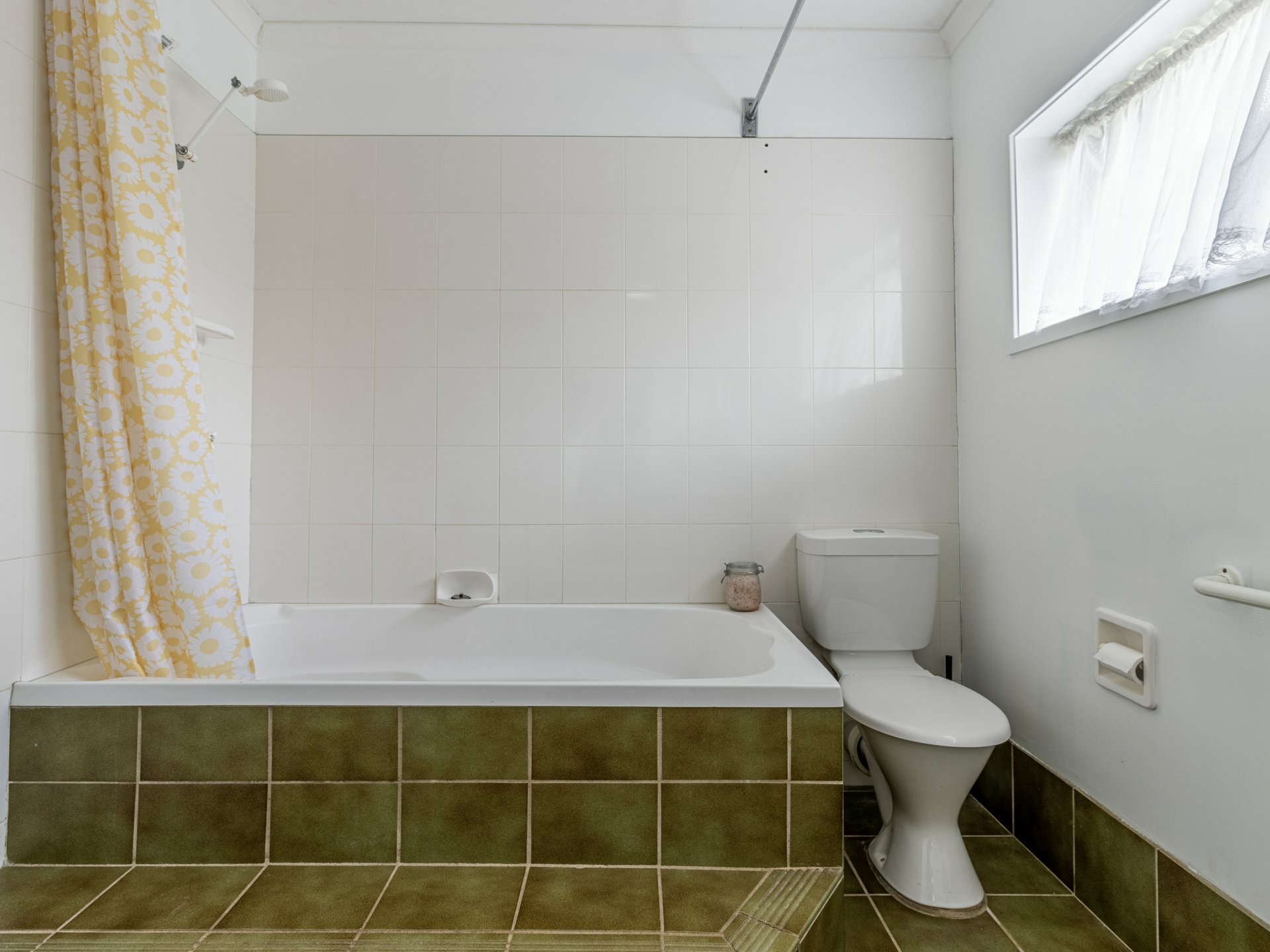 11 Surfway Avenue — photo 9 of 18
