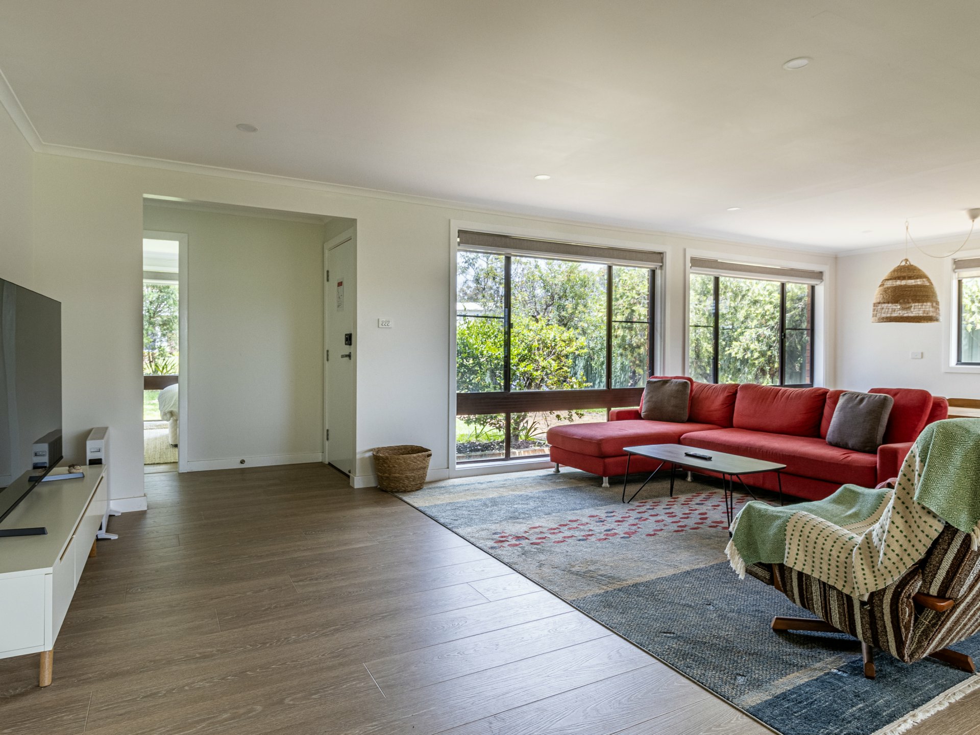 25 Surfway Avenue — photo 4 of 16