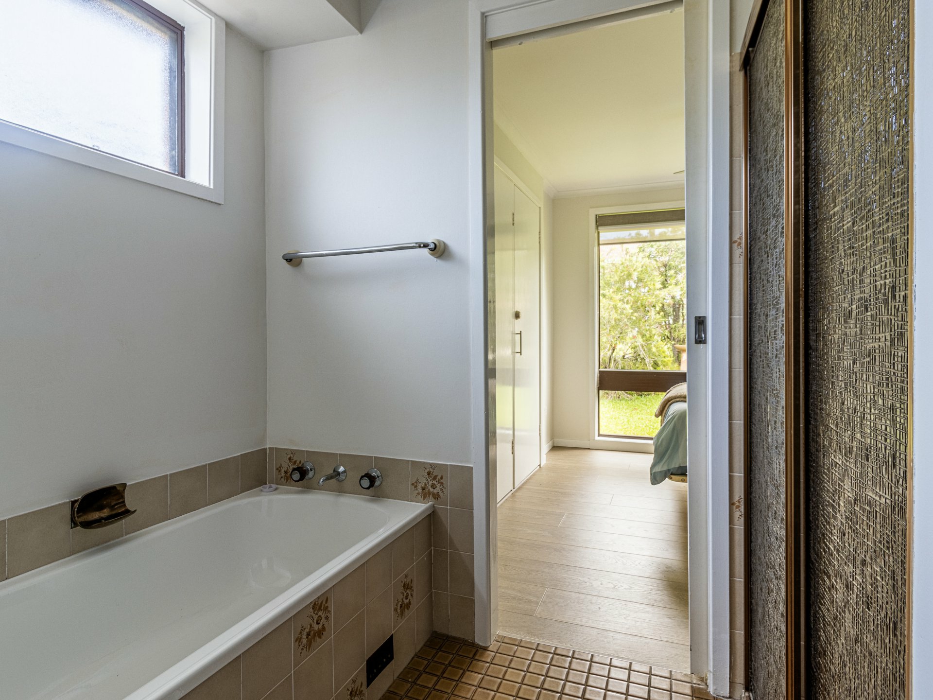 25 Surfway Avenue — photo 13 of 16