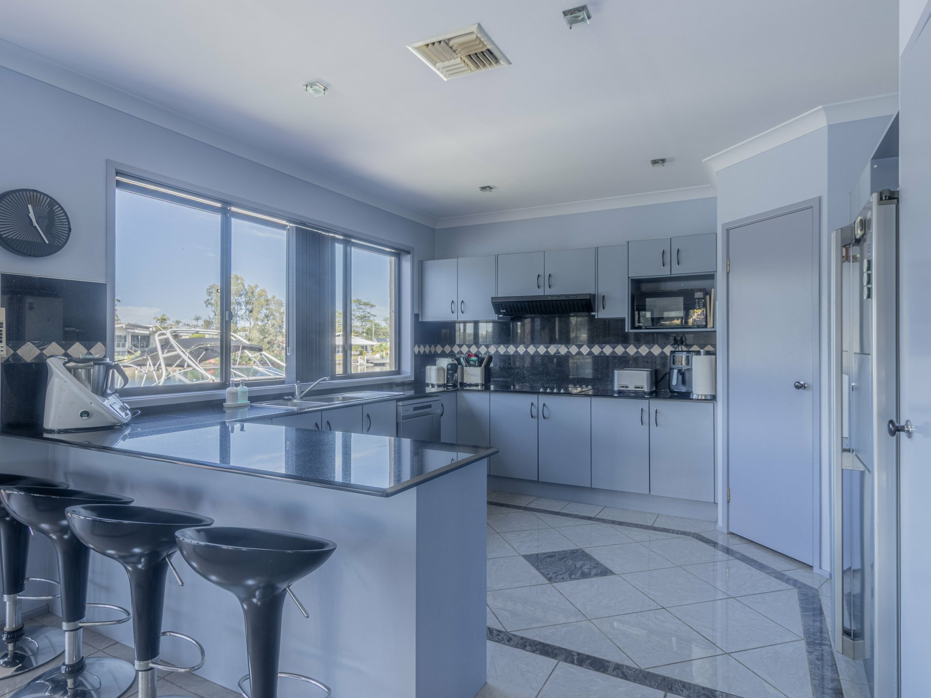 14 Dotterel Place — photo 10 of 24