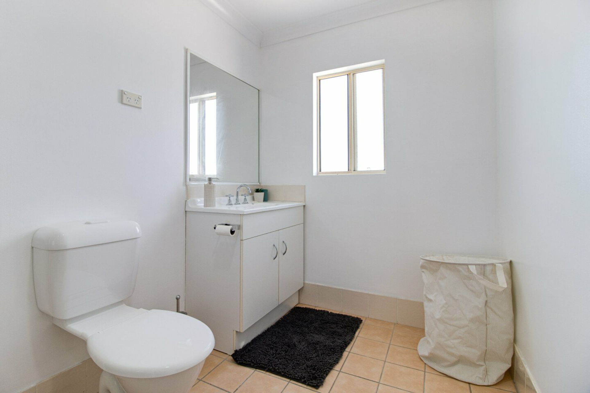 1 187D Jacobs Drive — photo 10 of 23