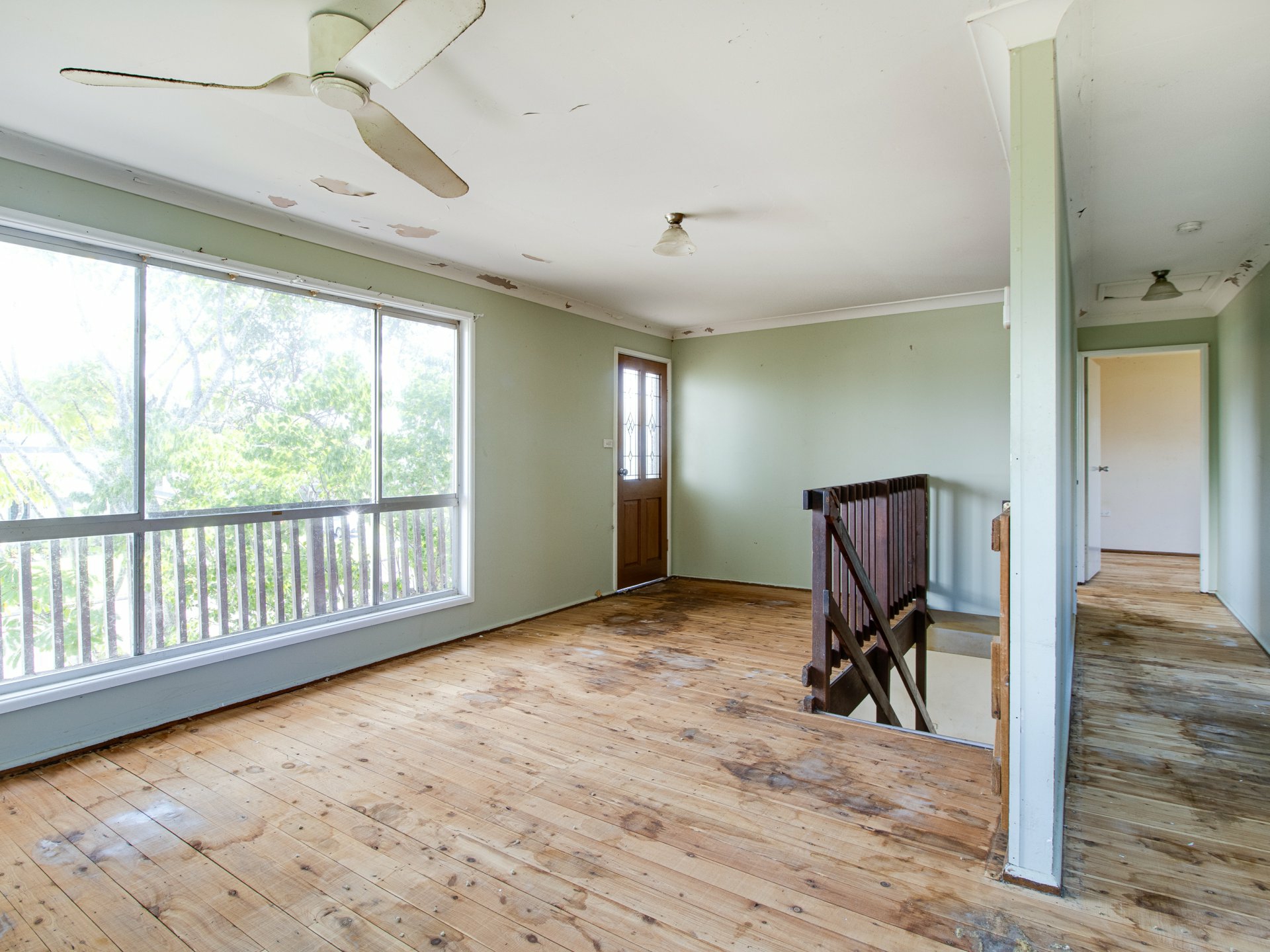102 Jacobs Drive — photo 4 of 20