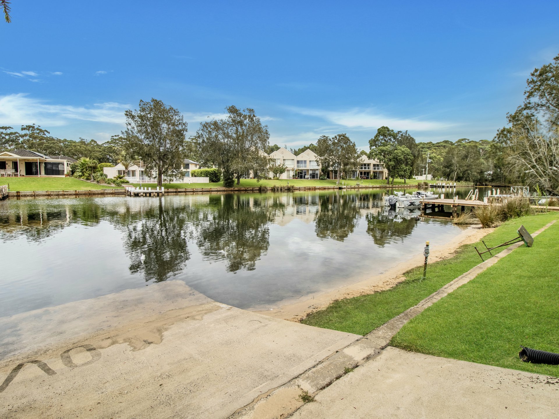 3 Plover Close — photo 16 of 17
