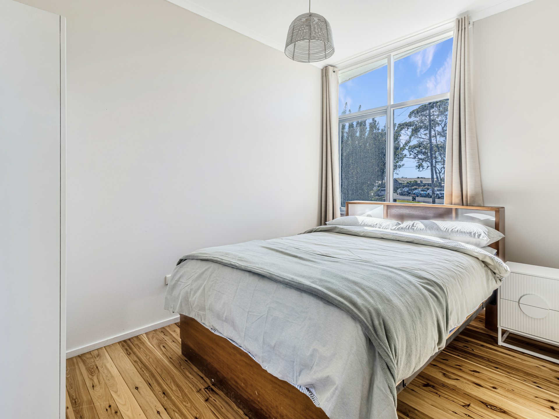 15 Iverison Road — photo 8 of 11
