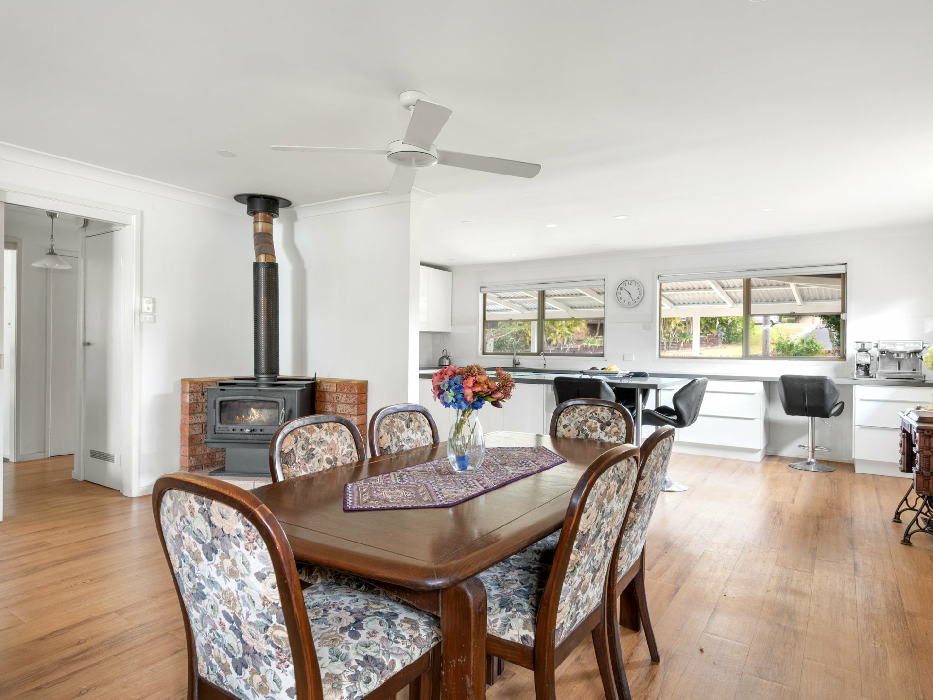 136 River Road — photo 6 of 13