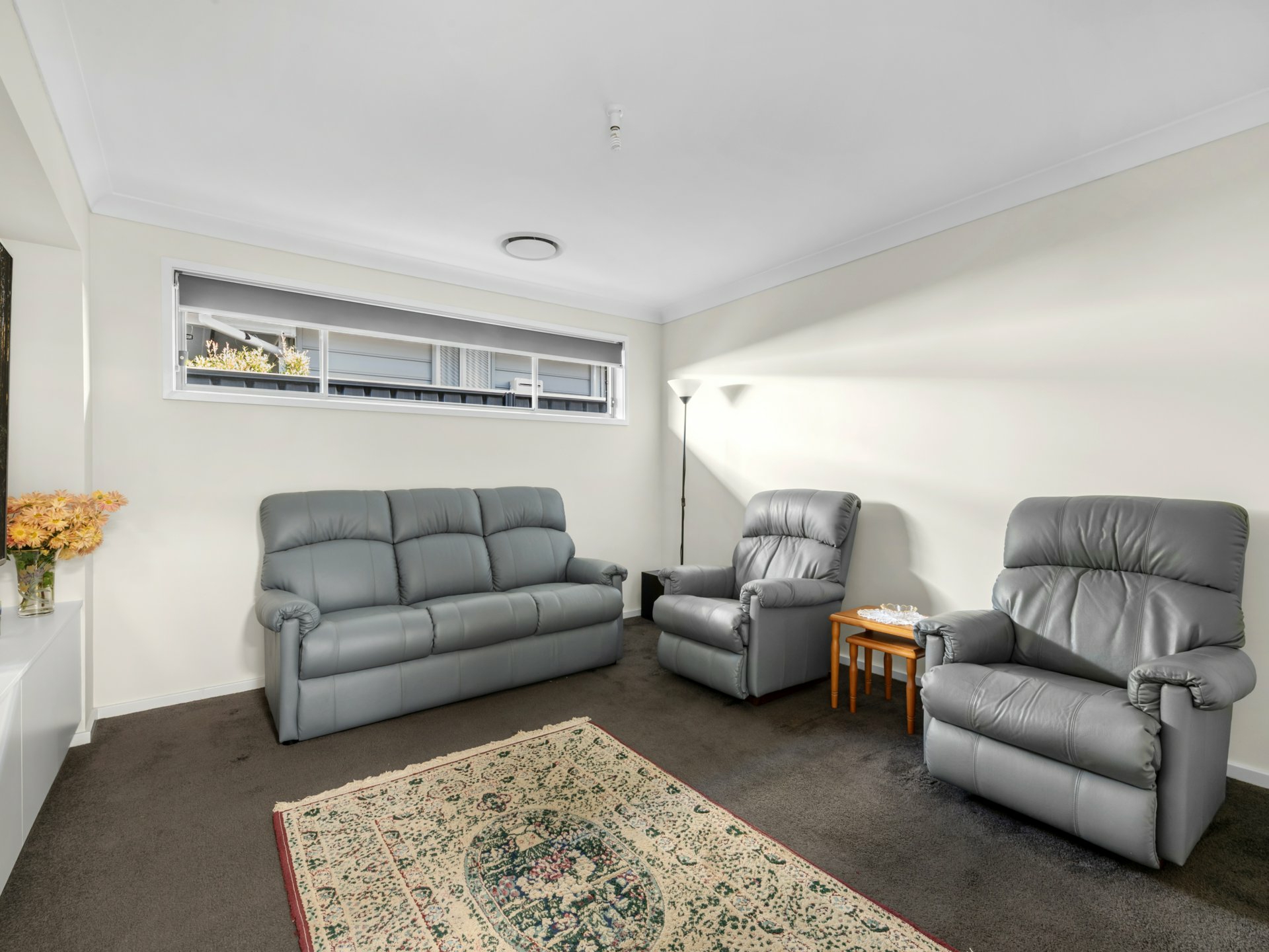 44 Peacehaven Way — photo 6 of 12