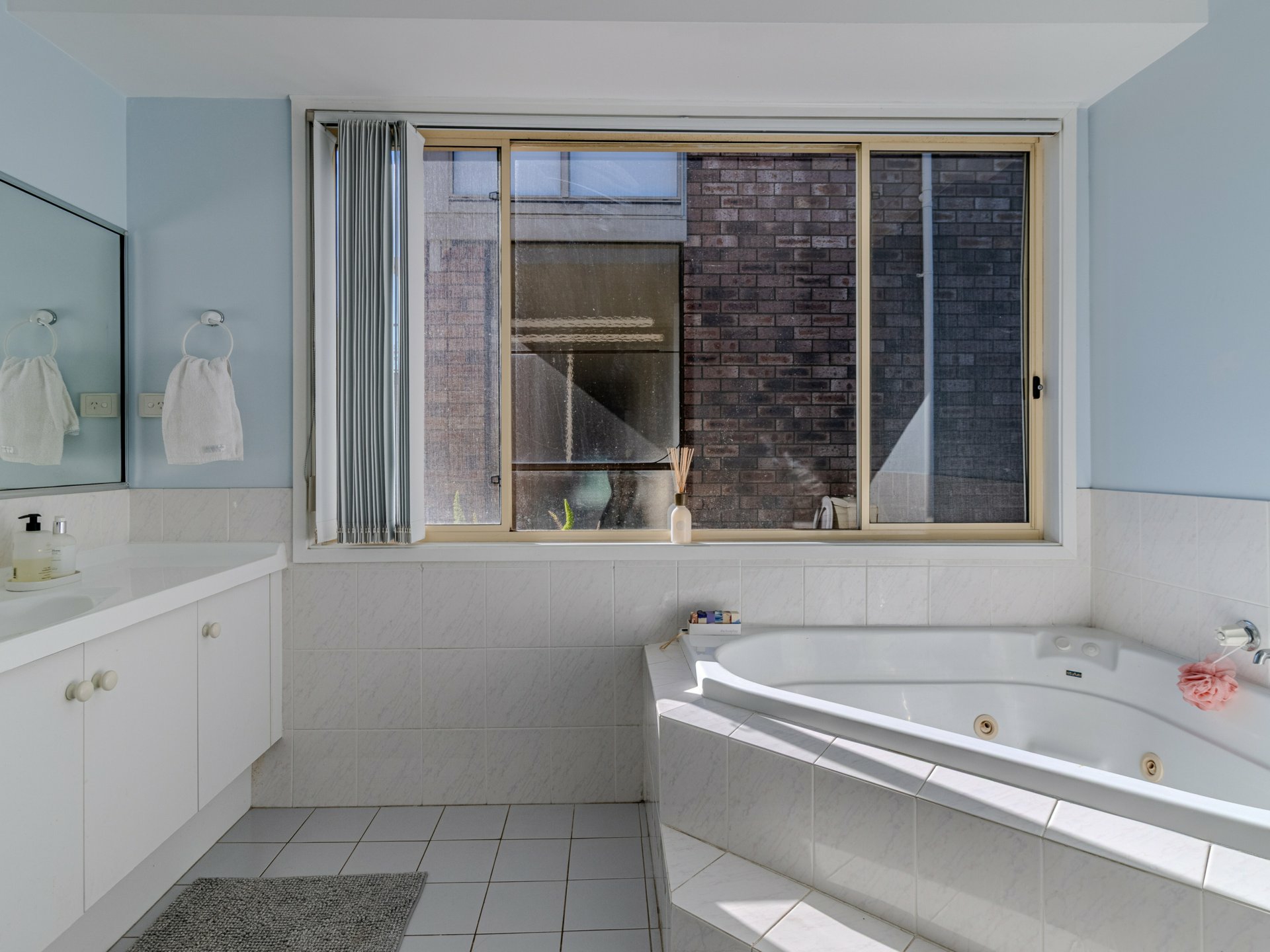 9 Teal Place — photo 7 of 19