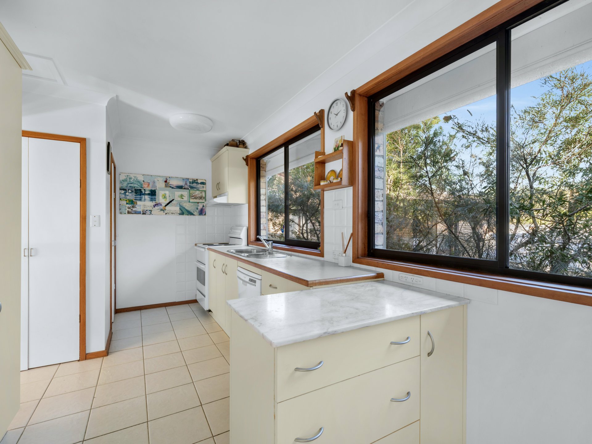 34 River Road — photo 4 of 14