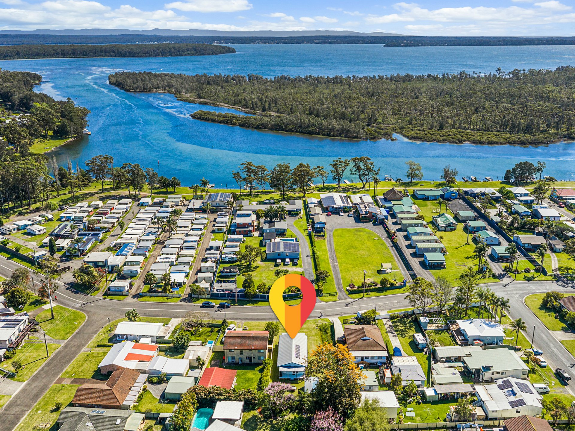 127 River Road — photo from LJ Hooker Sussex Inlet