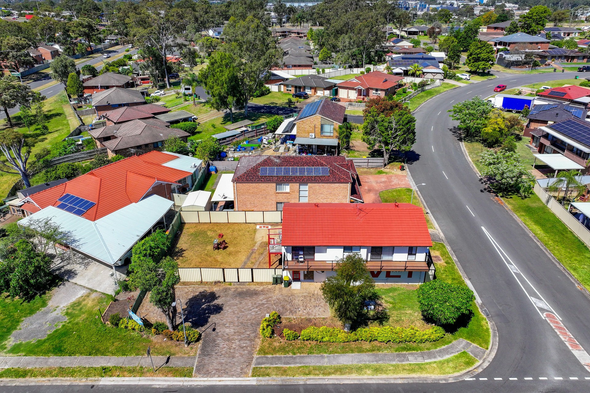 1 Stromeferry Crescent — photo 2 of 8