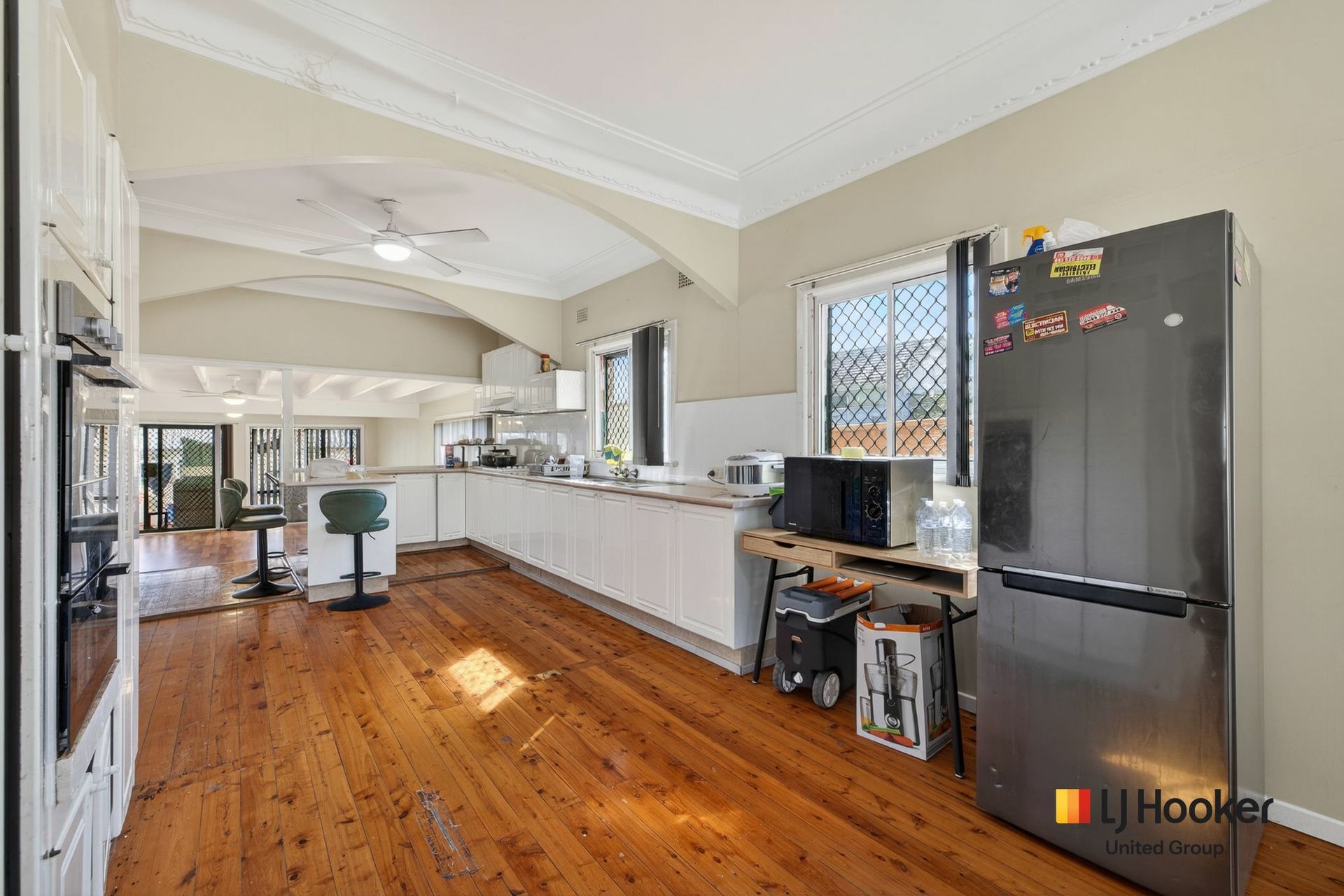 1 Stewart Street — photo from LJ Hooker United Group