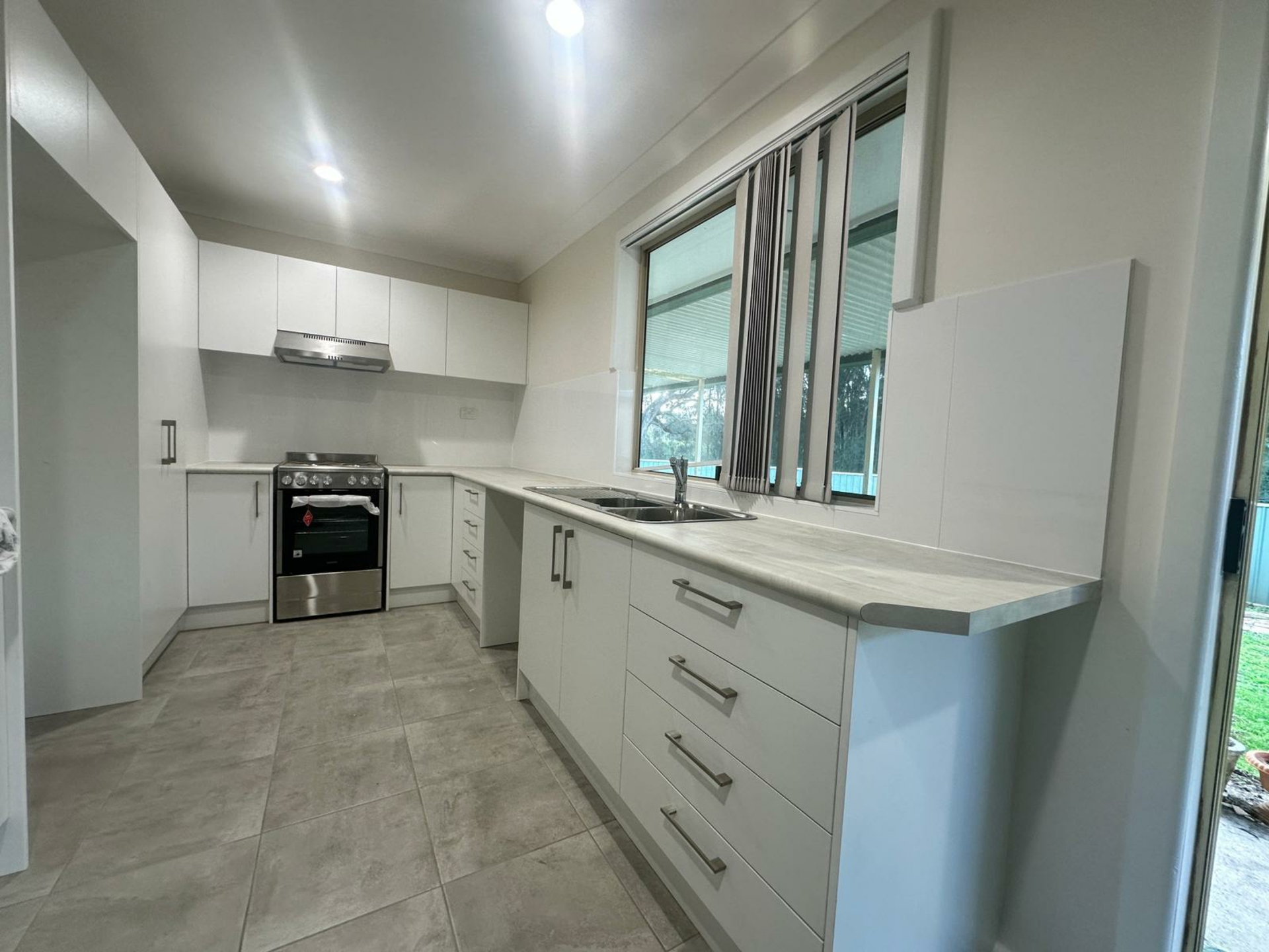 7 Opal Place — photo 2 of 4