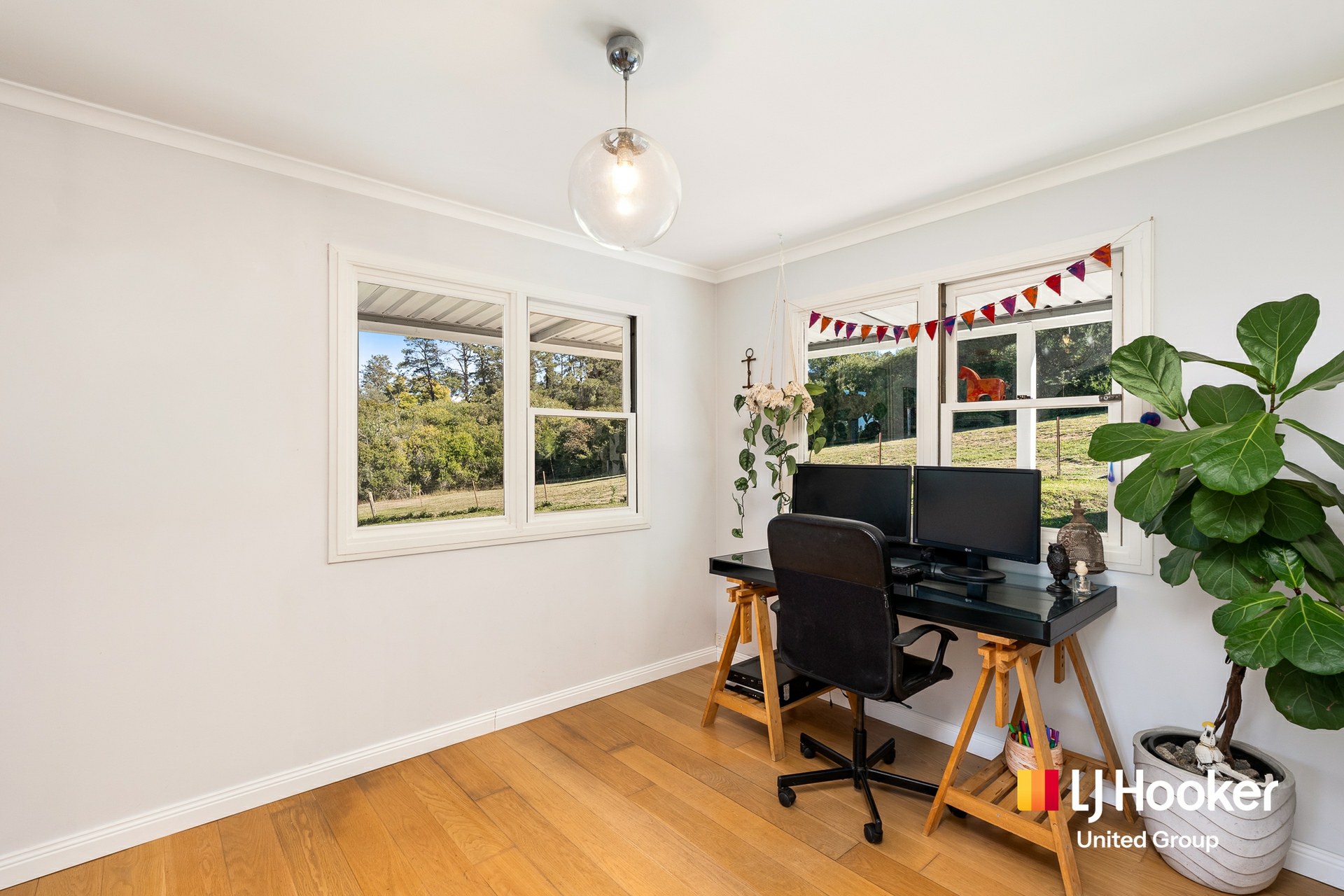 660 Menangle Road — photo 7 of 16
