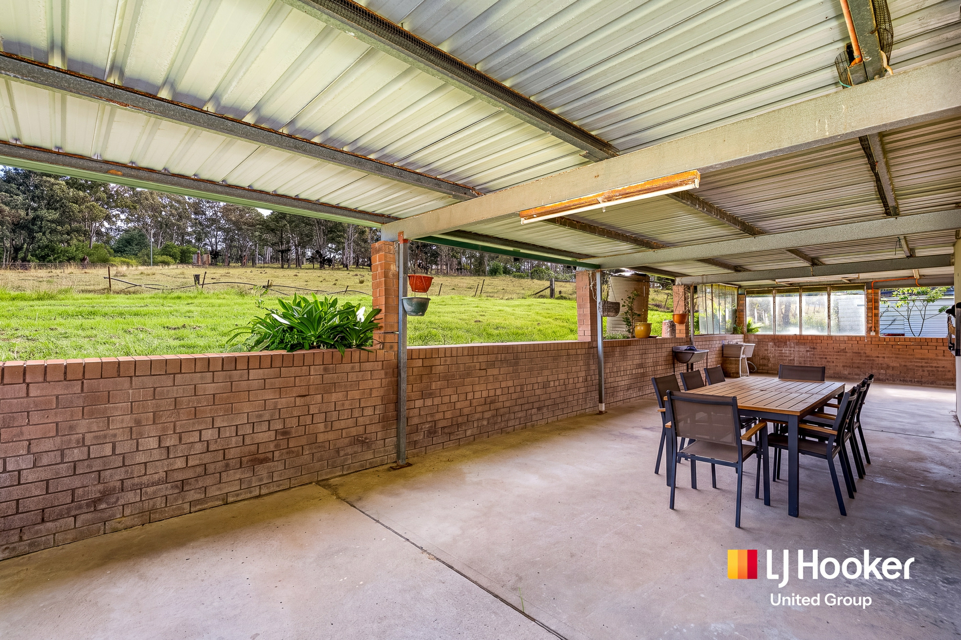 933 Mulgoa Road — photo 10 of 17