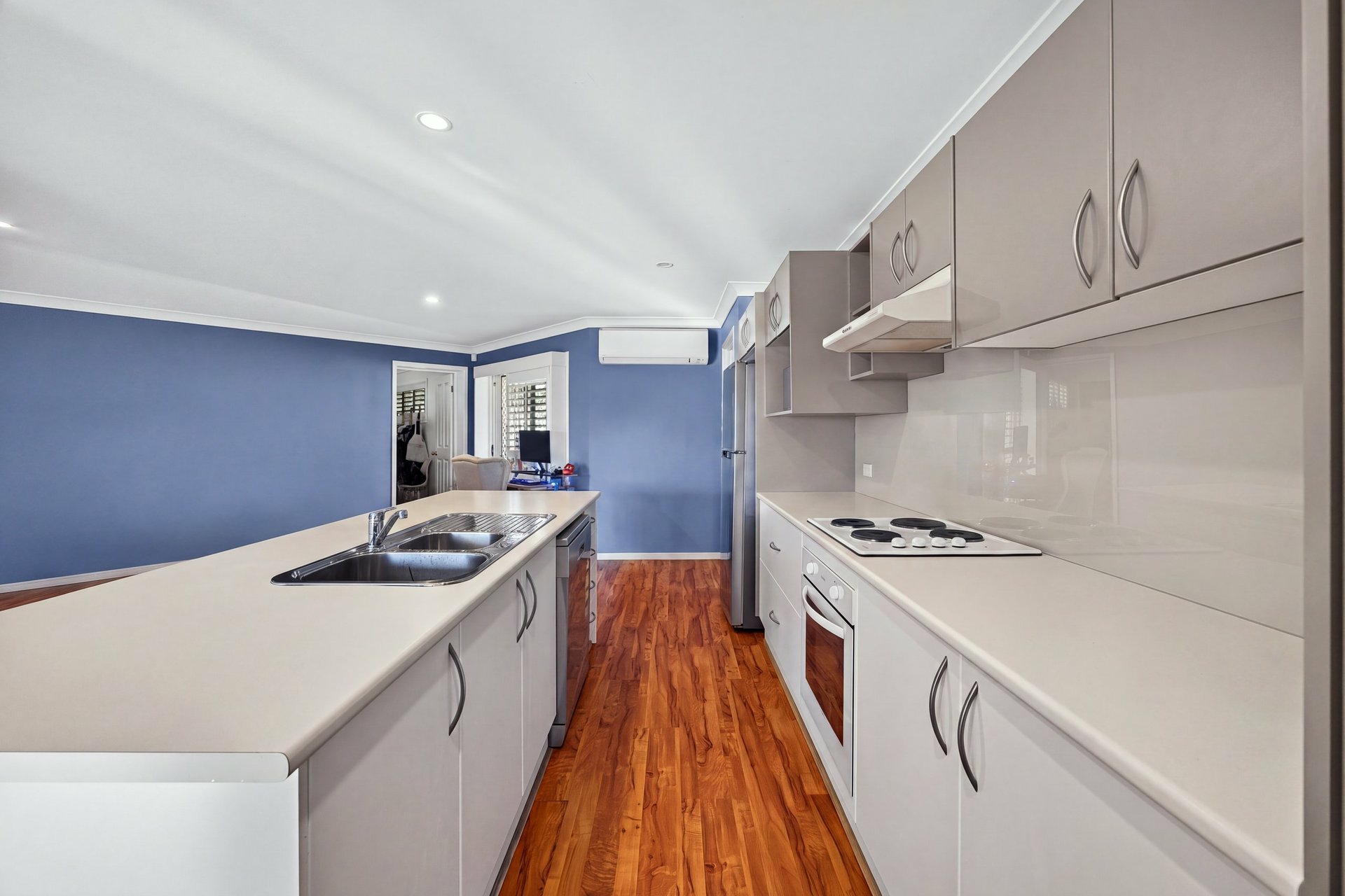 226 Springfield Road — photo 4 of 26