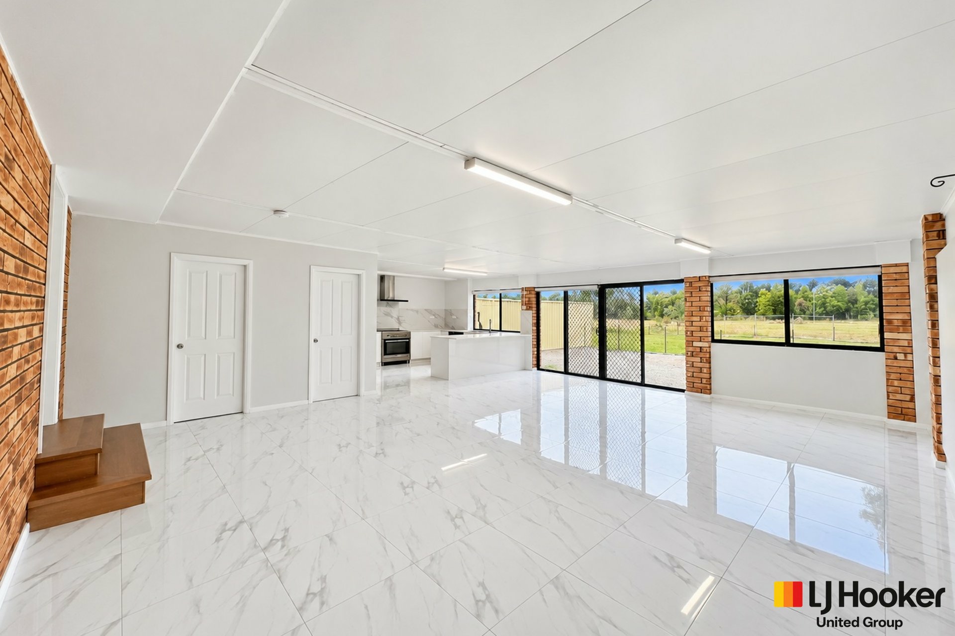76 Medway Road — photo 4 of 9
