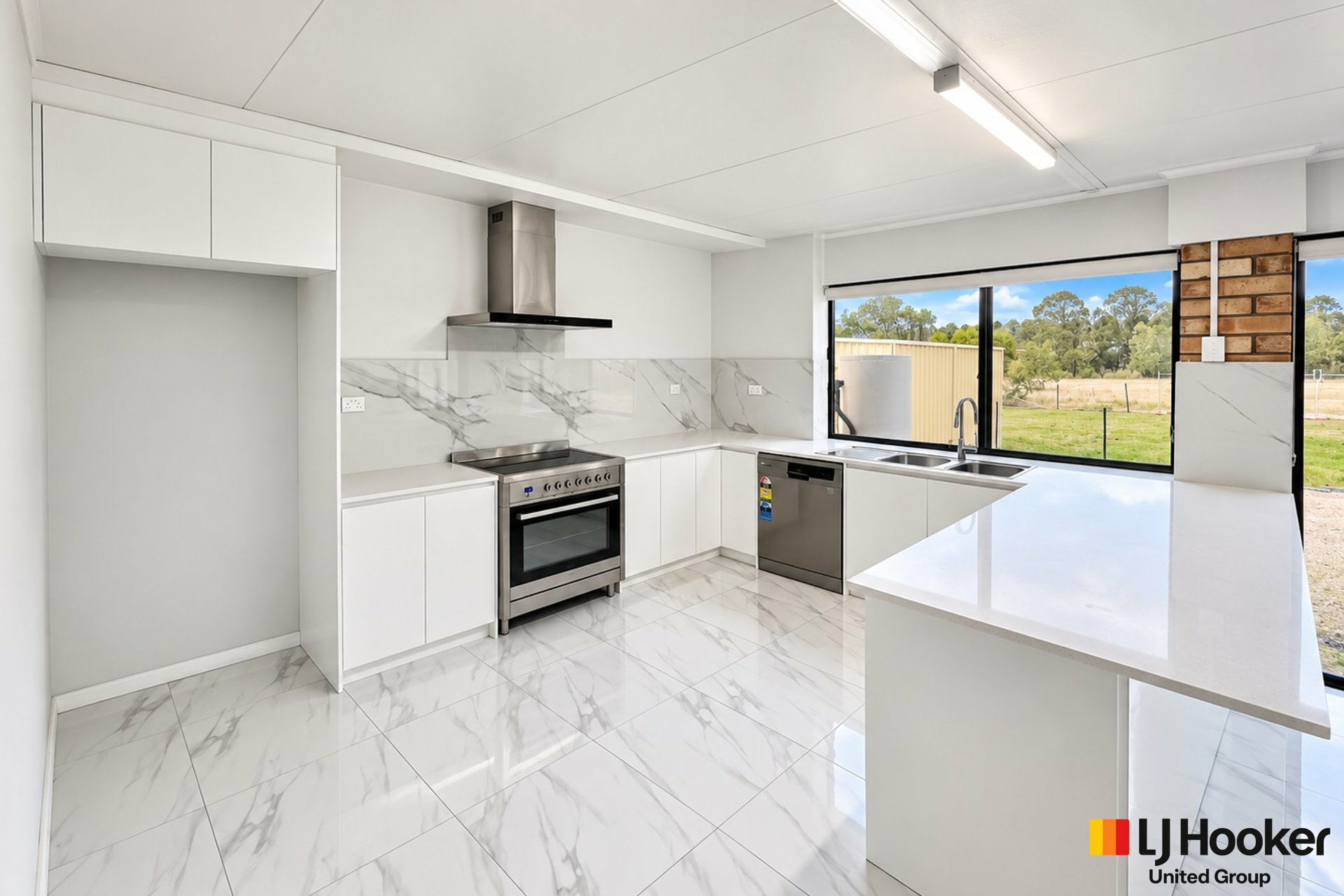 76 Medway Road — photo 5 of 9