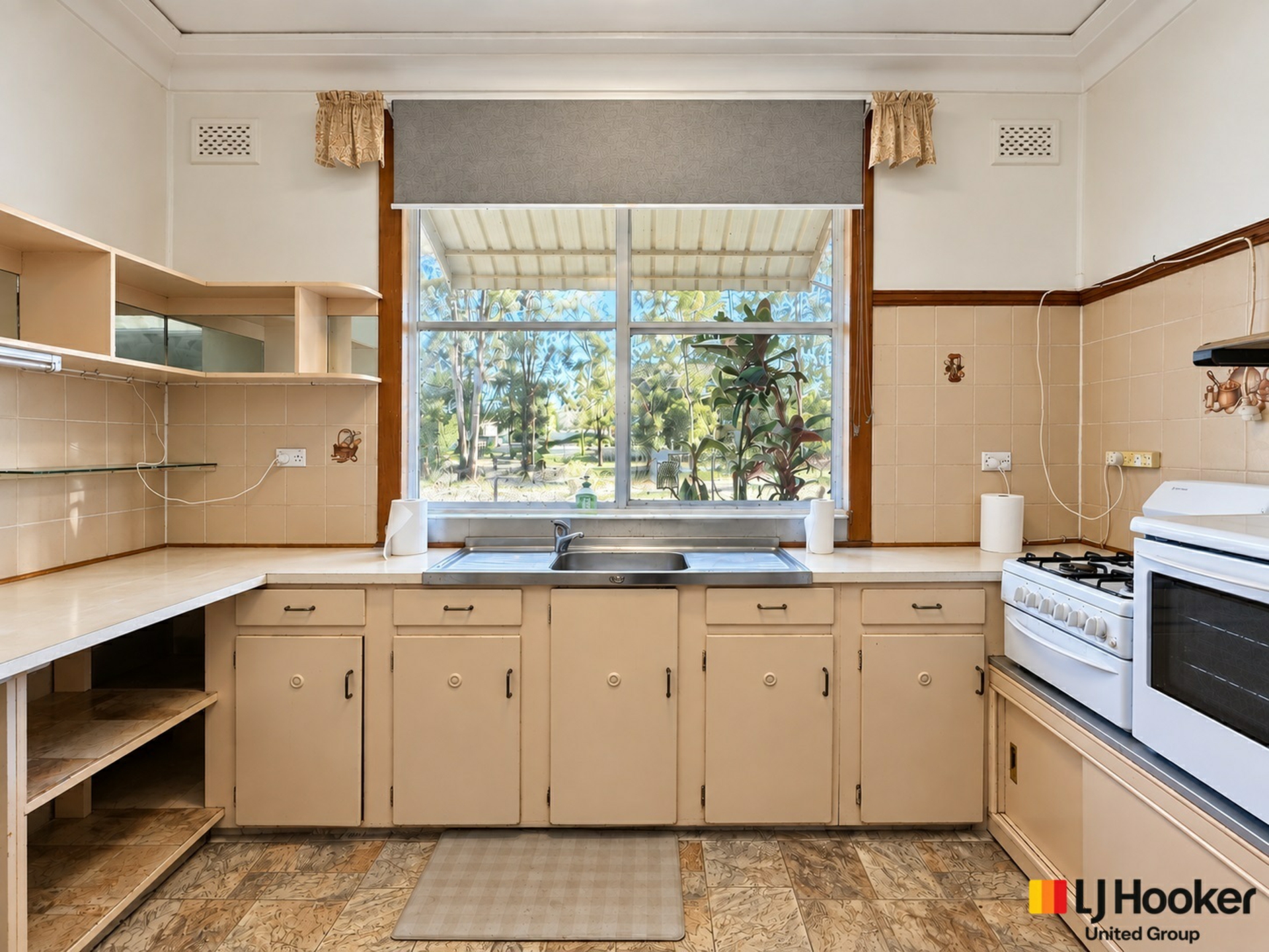 10 Dwyer Road — photo 3 of 12
