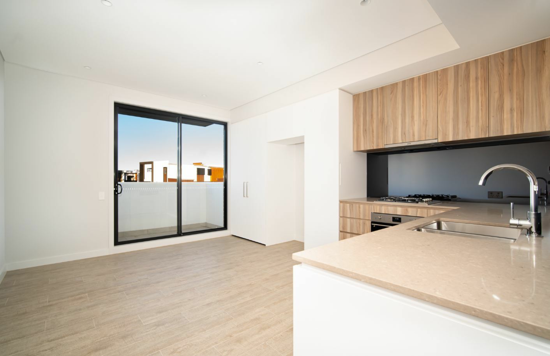 71 Farrell Street — photo 3 of 8