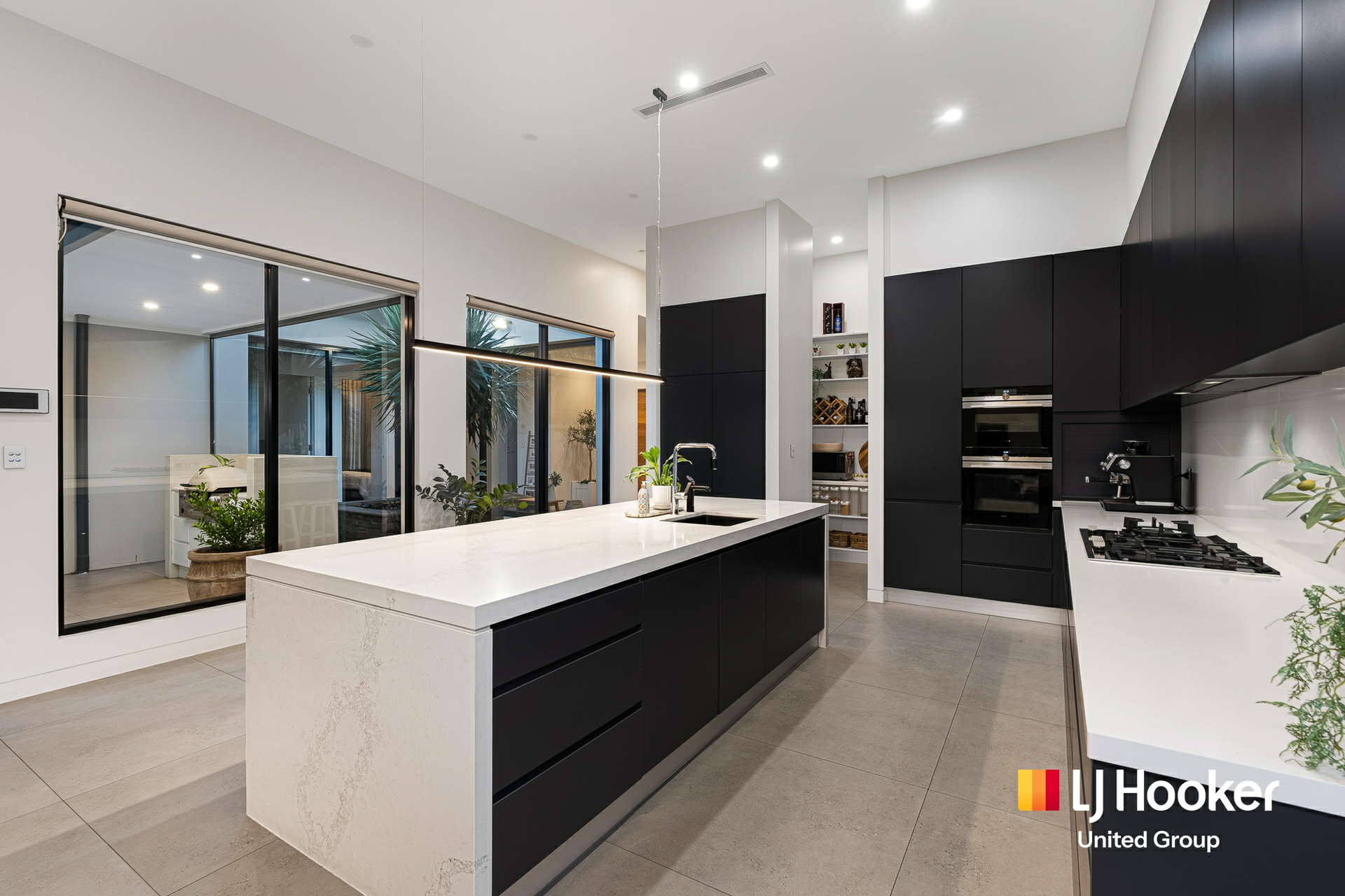 7 Uralla Close — photo 3 of 16