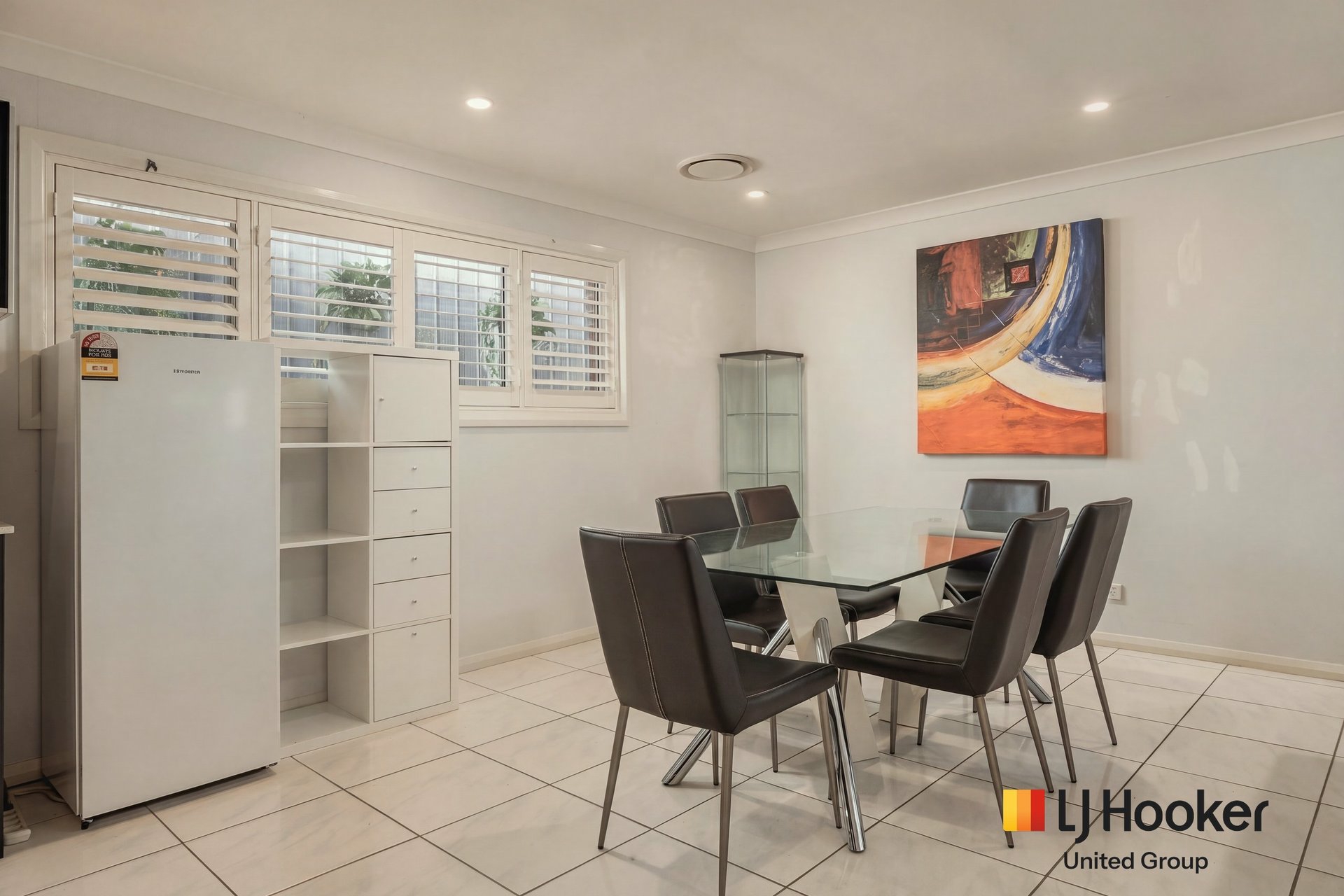 10 Akuna Street — photo 8 of 20