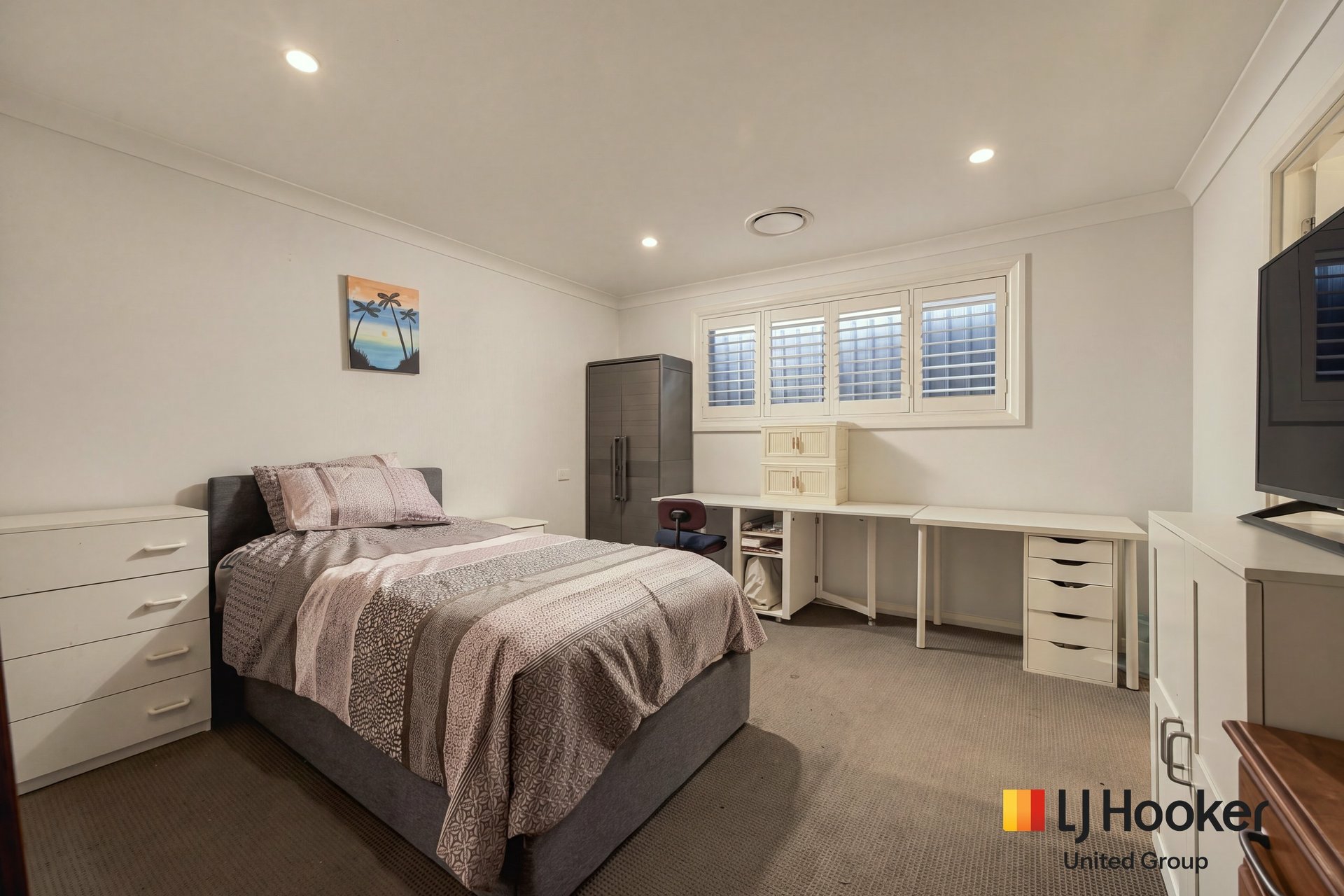 10 Akuna Street — photo 12 of 20