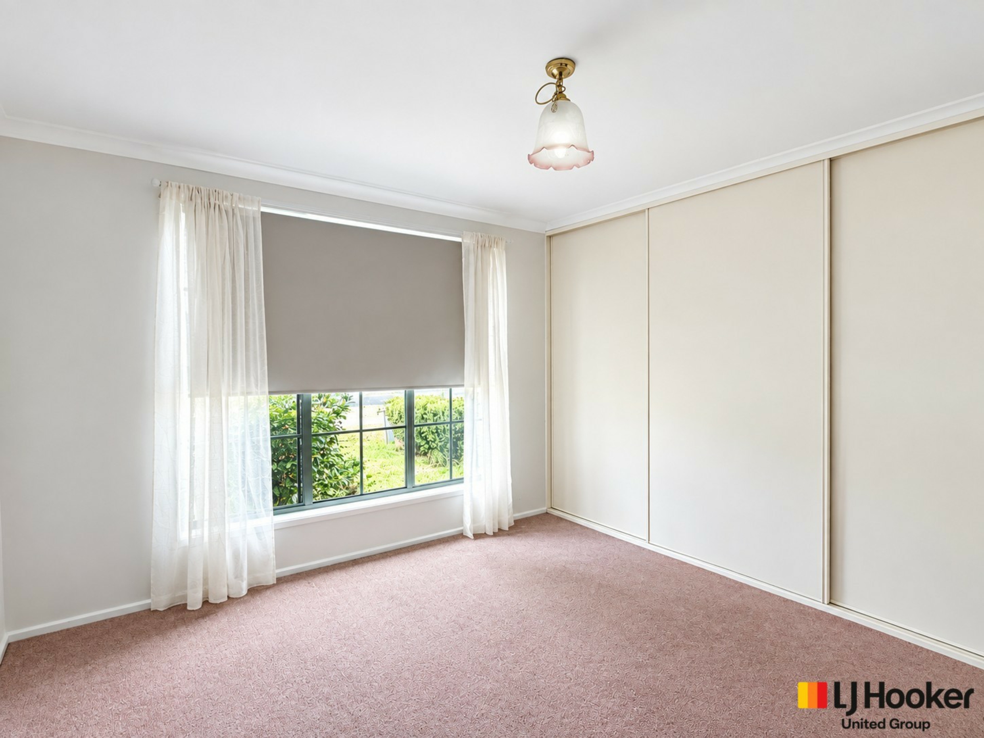 90 Kookaburra Road — photo 5 of 11