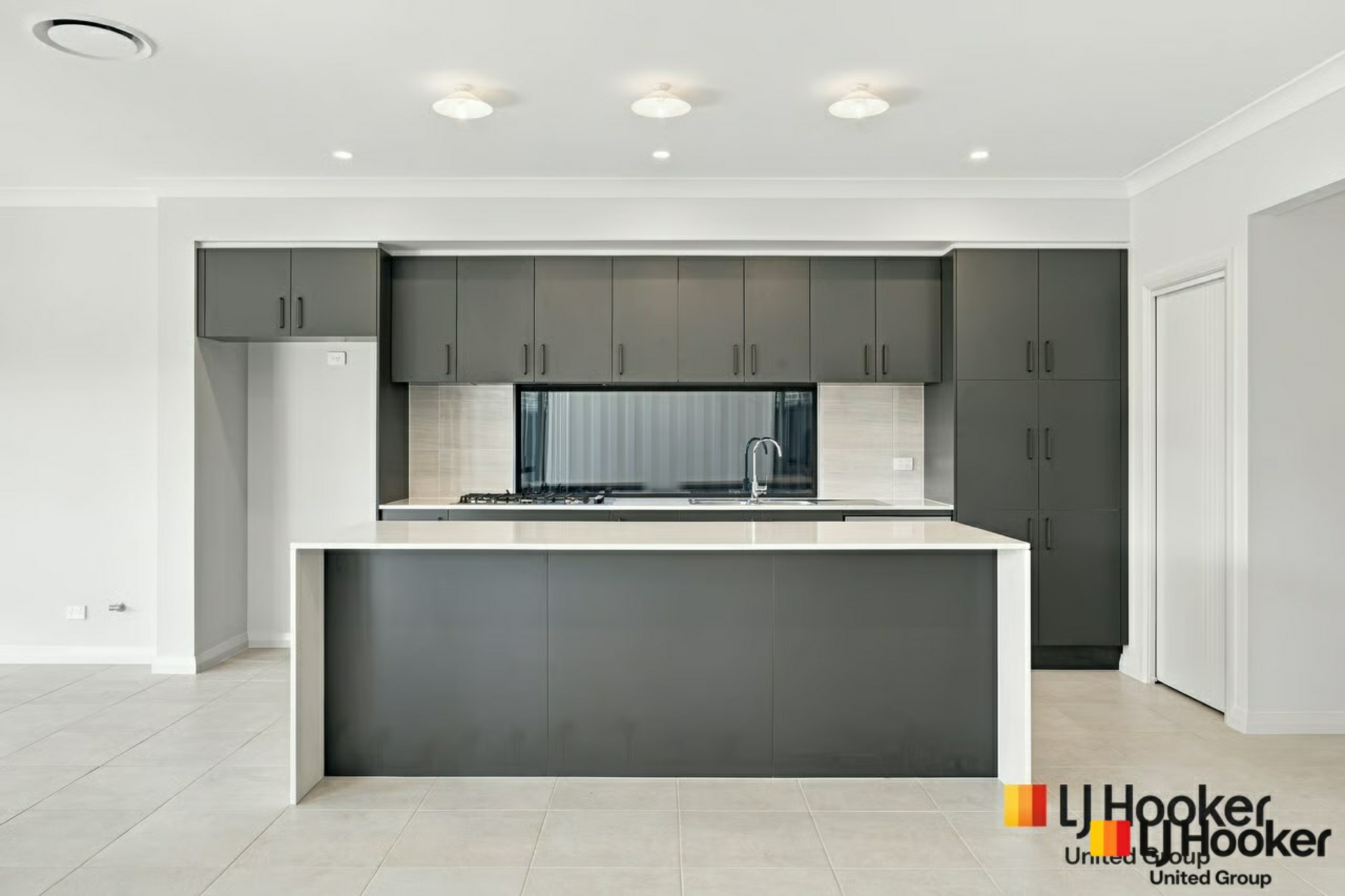 65 Butcherbird Lane — photo 3 of 9